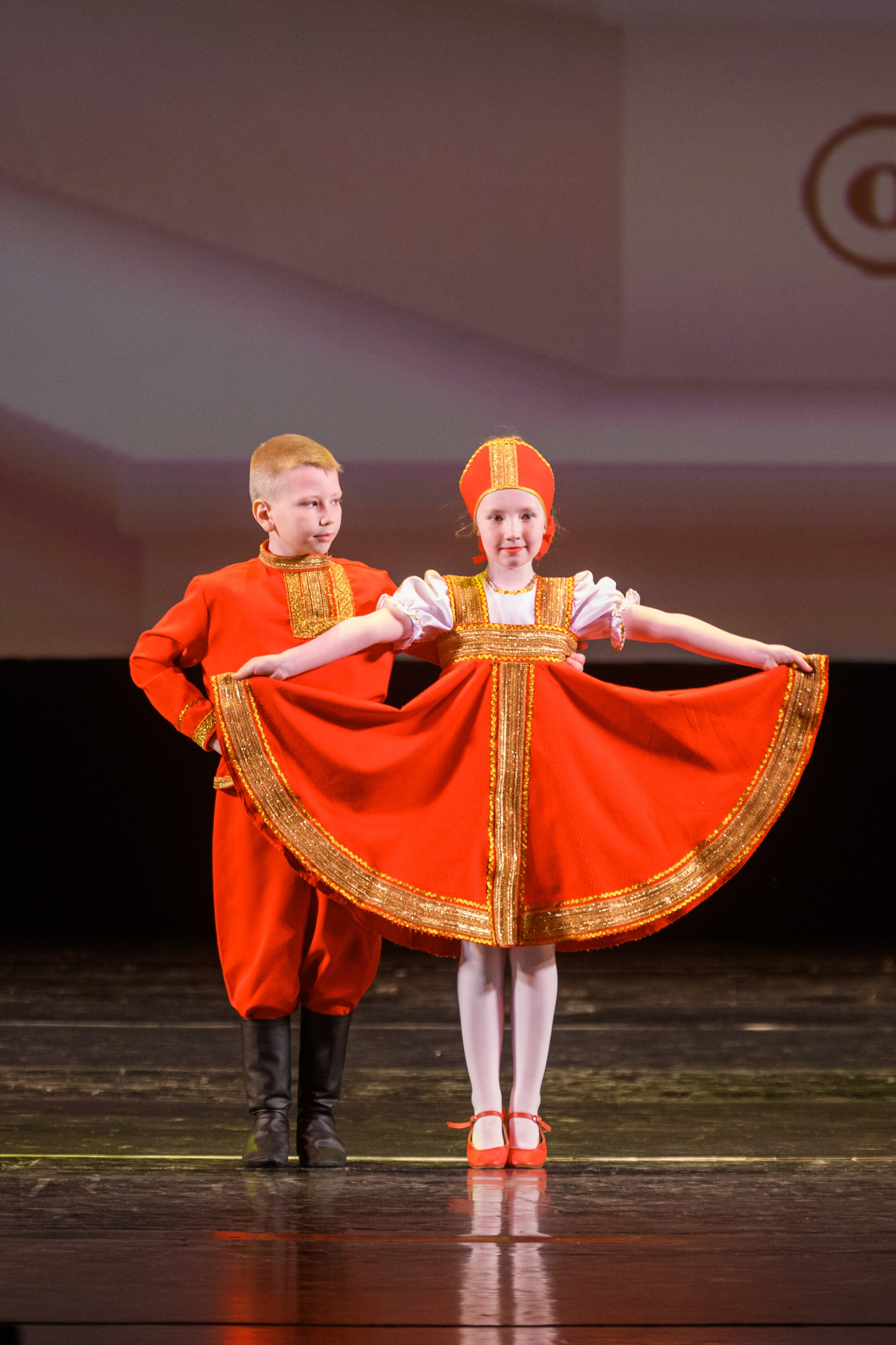 23 апреля, часть 1, БКЗ Октябрьский, г. Санкт-Петербург. Золотое яблочко