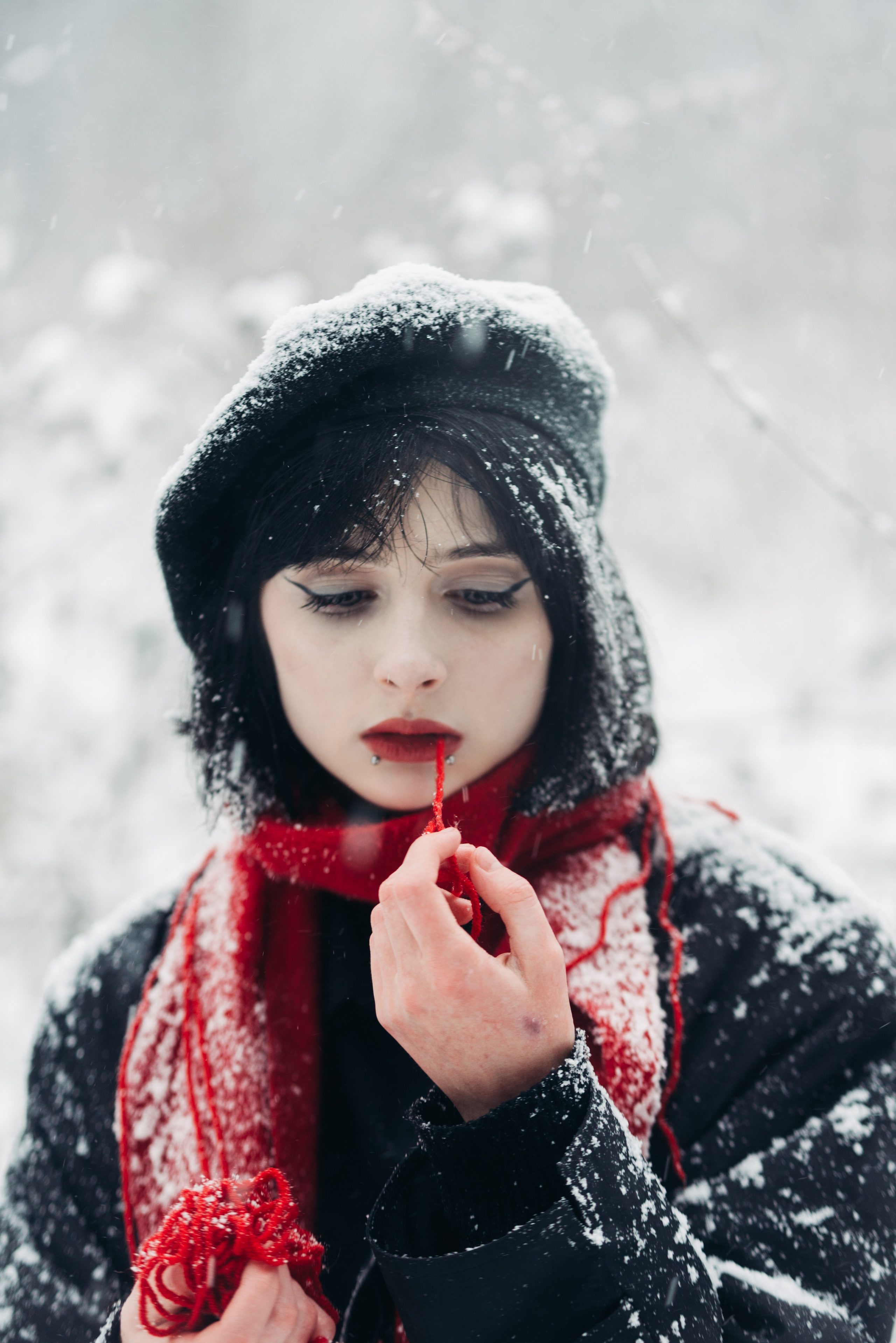 Снег и Красный. Главная