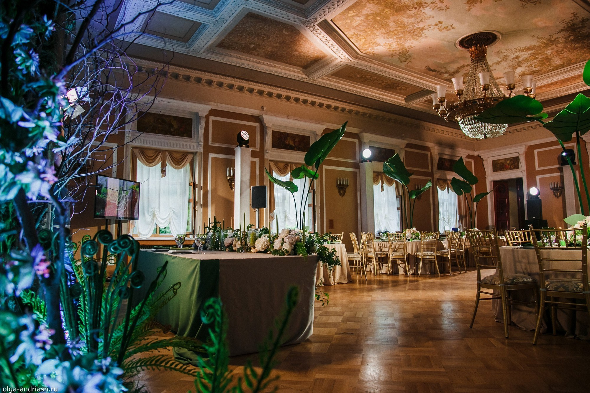 Вечерняя выездная регистрация. Семейный, портретный и свадебный фотограф в Санкт-Петербурге и Москве