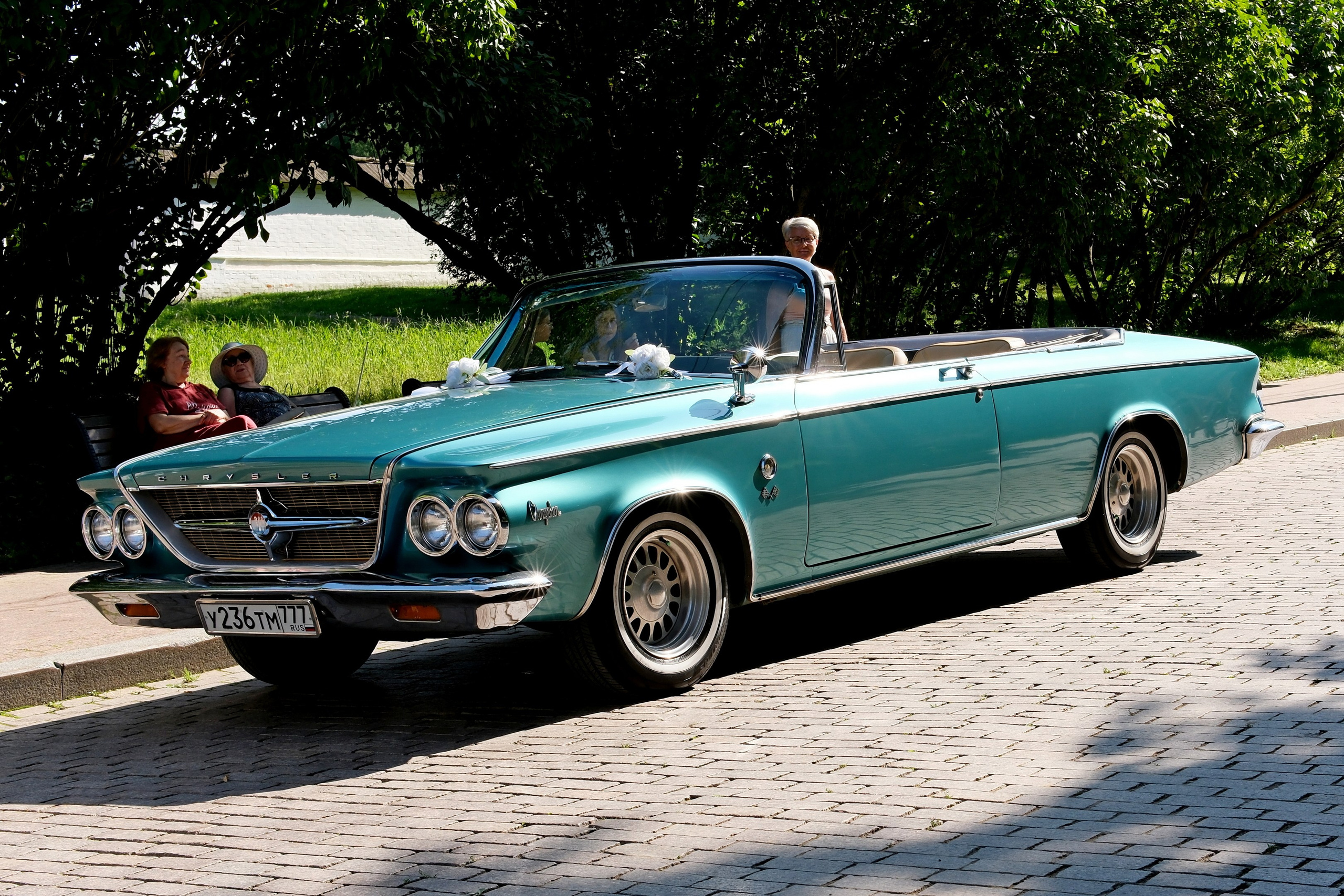 Улица, люди, жизнь…