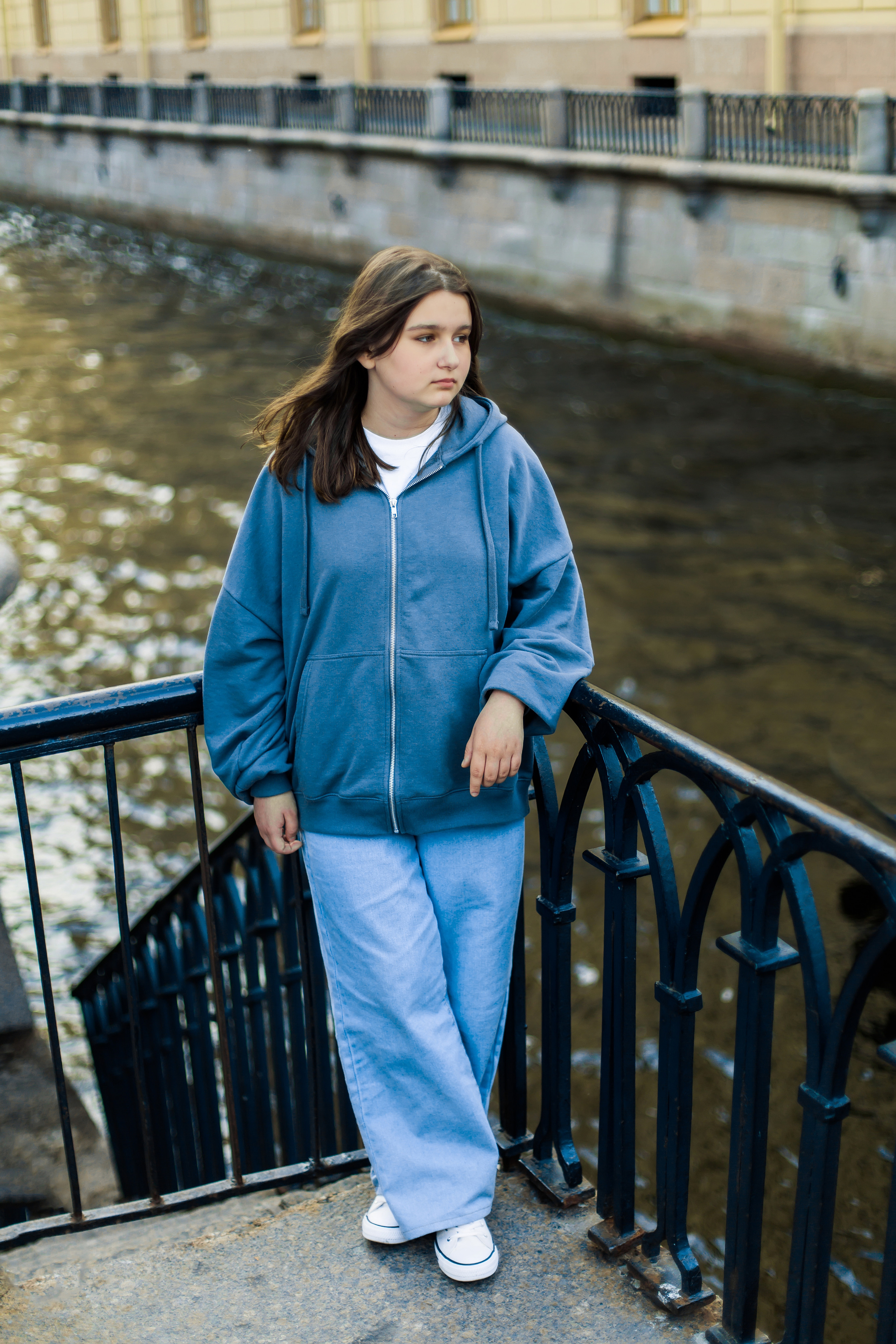 Фотосессия школьницы в центре города. Детский, свадебный и семейный фотограф Юлия Курбатова, Санкт-Петербург