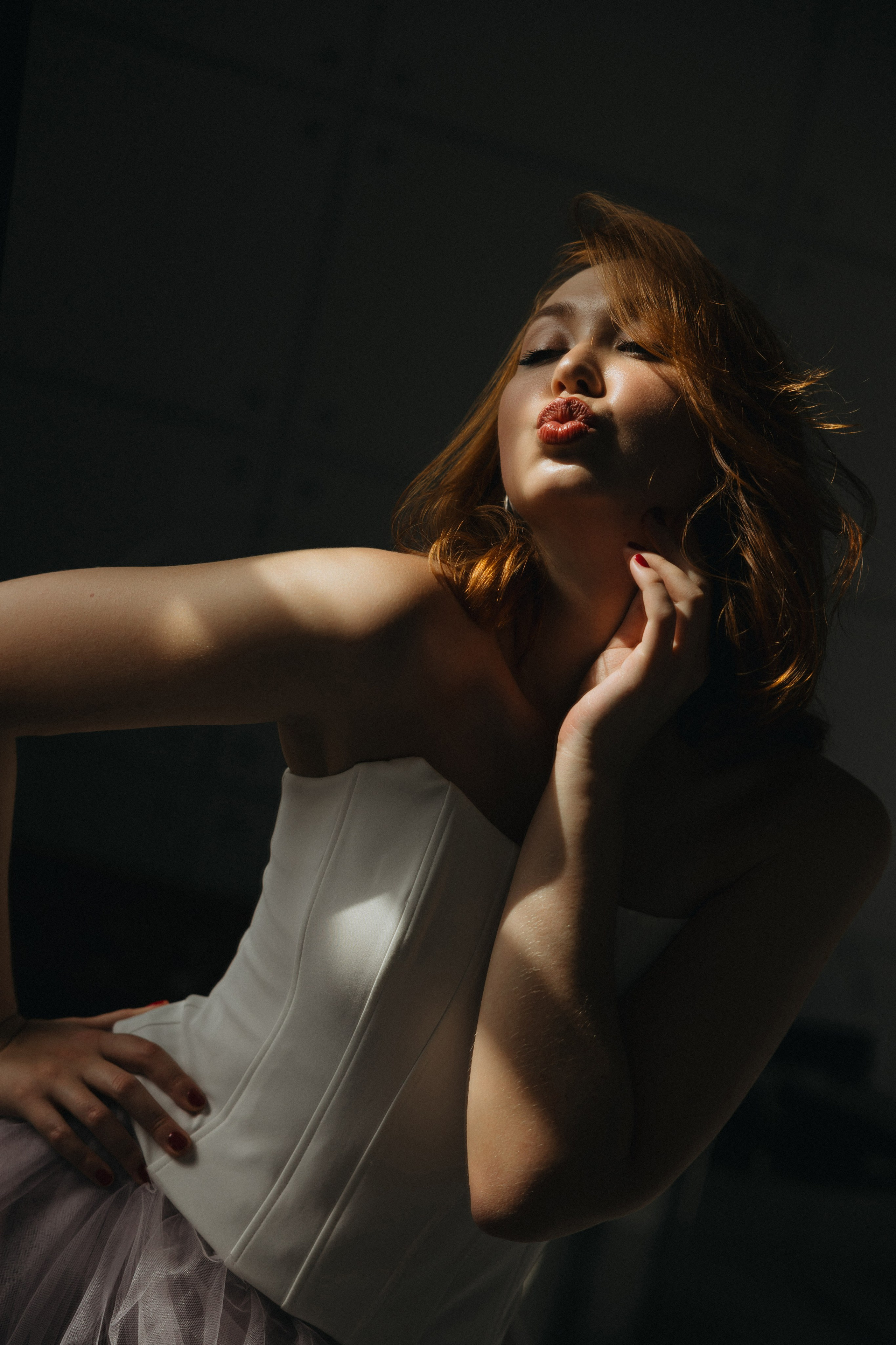 Женская студийная фотосессия во Владивостоке. Фотограф во Владивостоке Антон Блохин