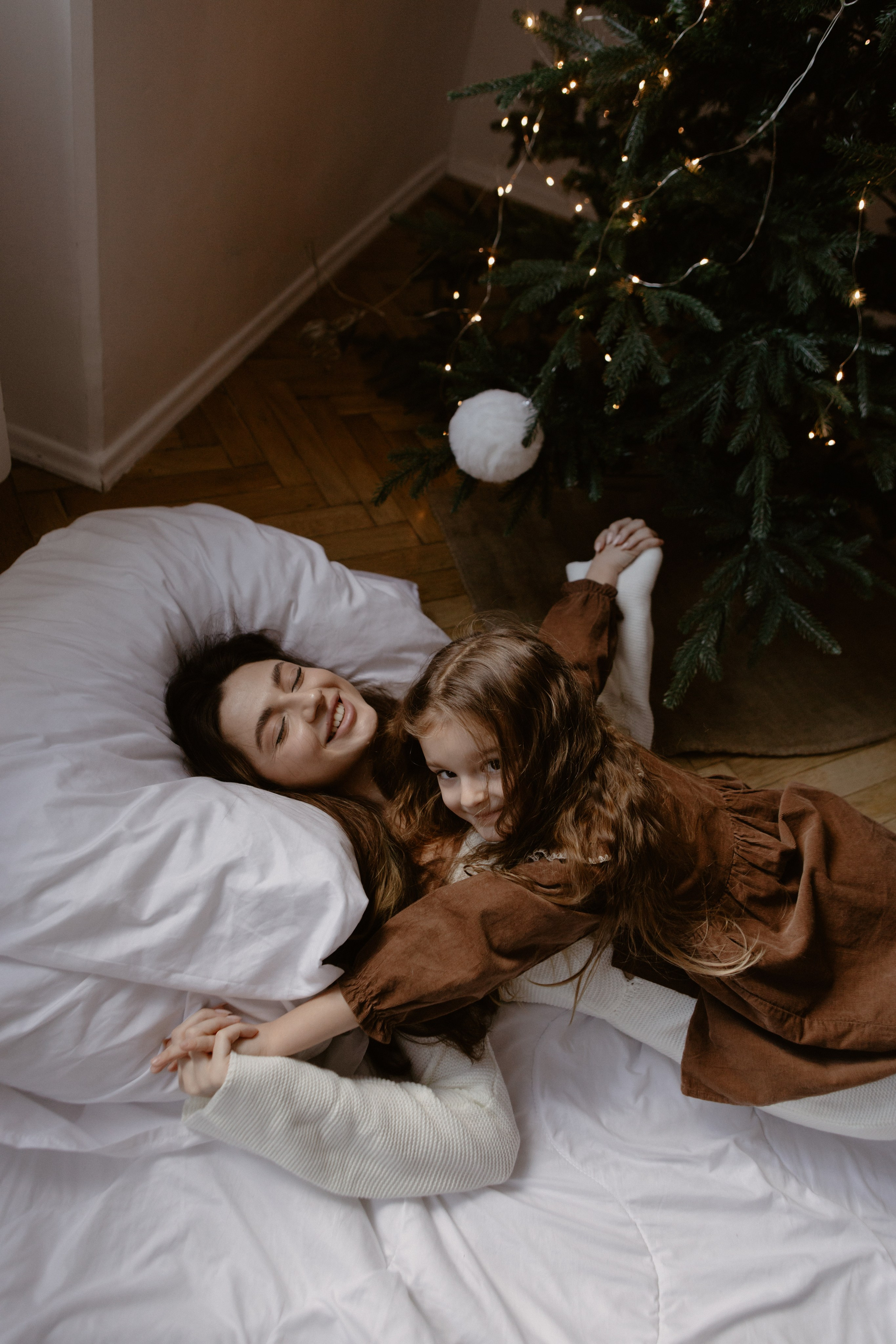 Victoria and Olivia. Photographer Lisbon|Portugal Nadiya Kharytonenko