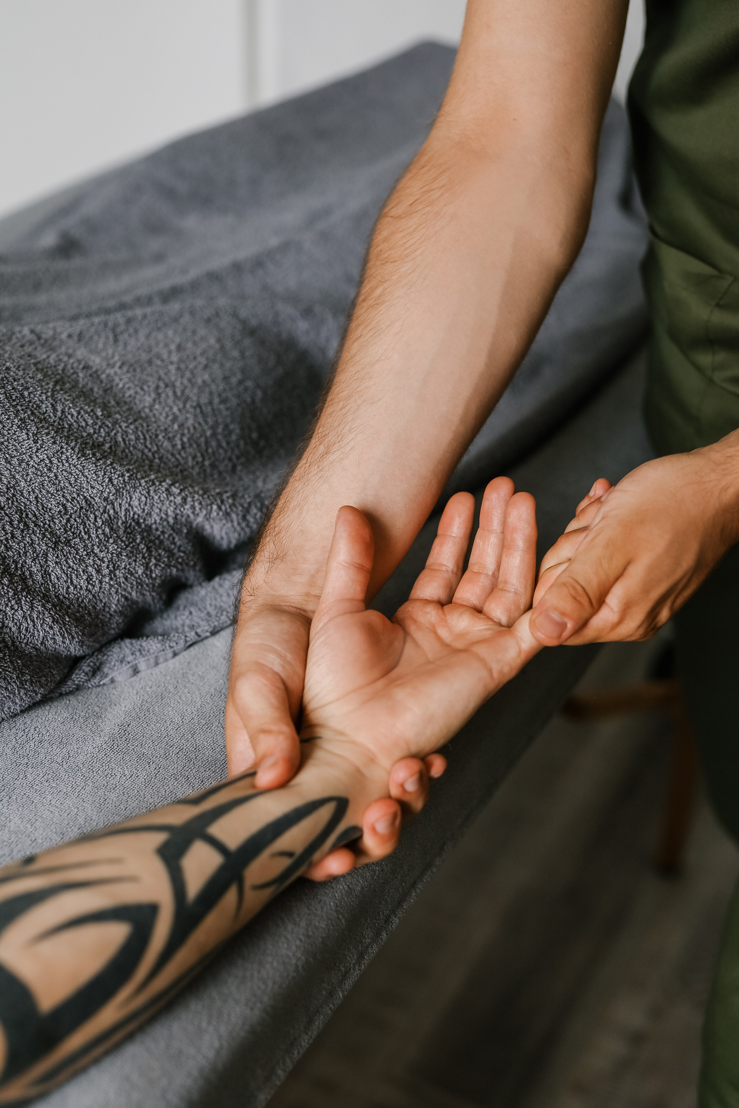 Студия массажа Альма. Фотопродакшн продающего контента