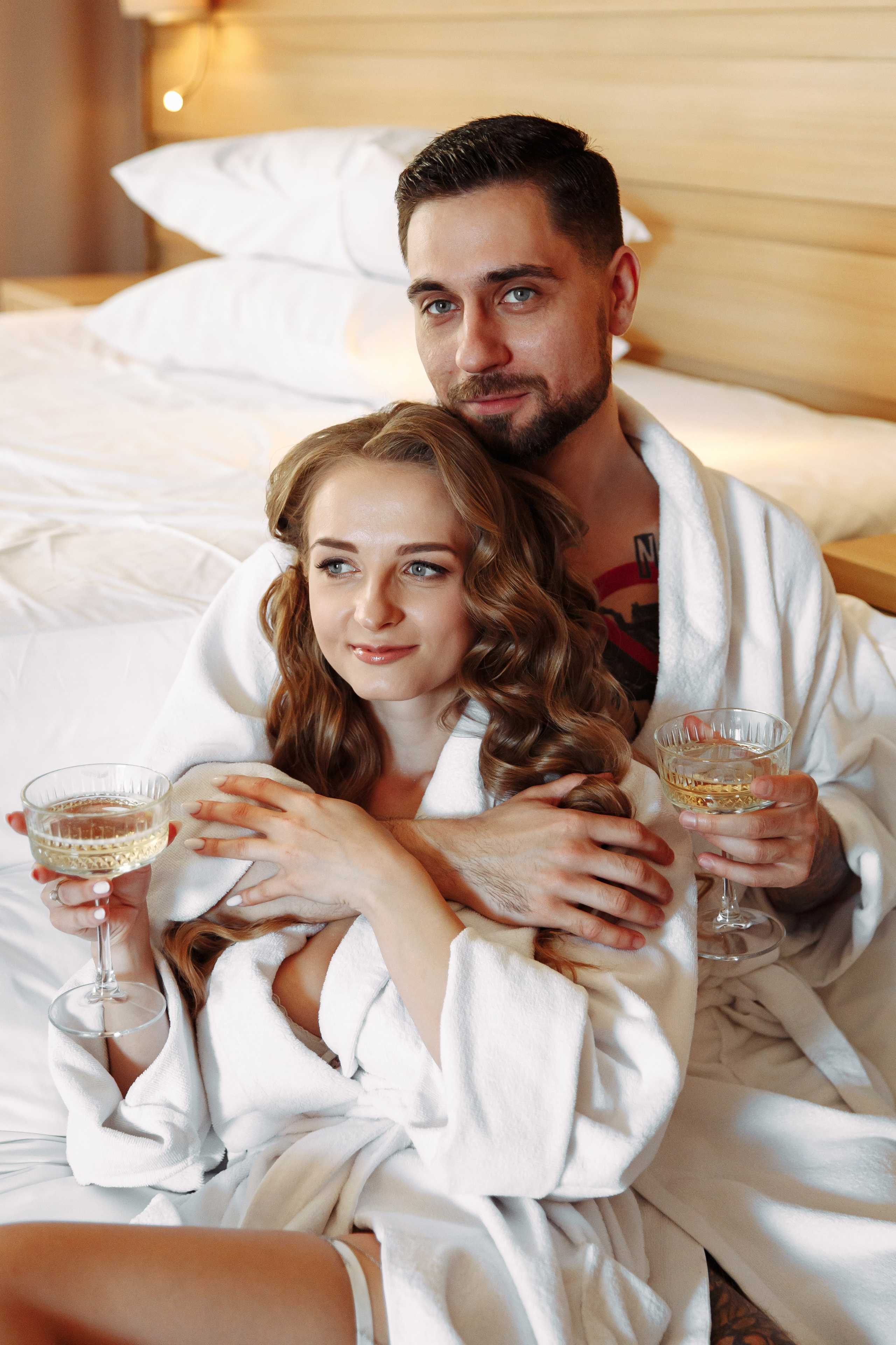 Свадебная фотосессия с кабриолетом и в загородном клубе Artiland. Свадебный фотограф Москва и МО Сергей Киржаев