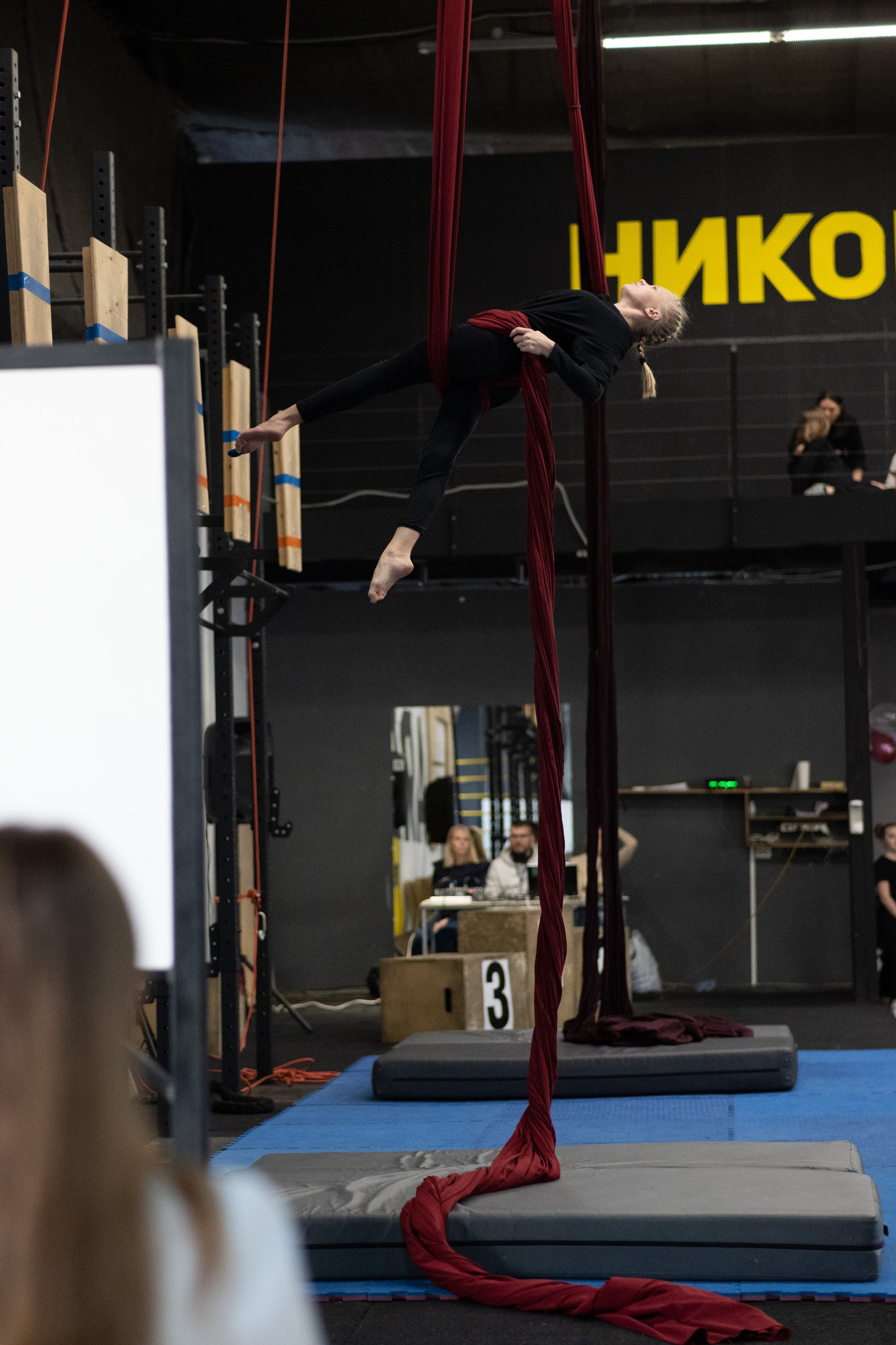 Внутриклубные соревнования по воздушной гимнастике 02.04.23