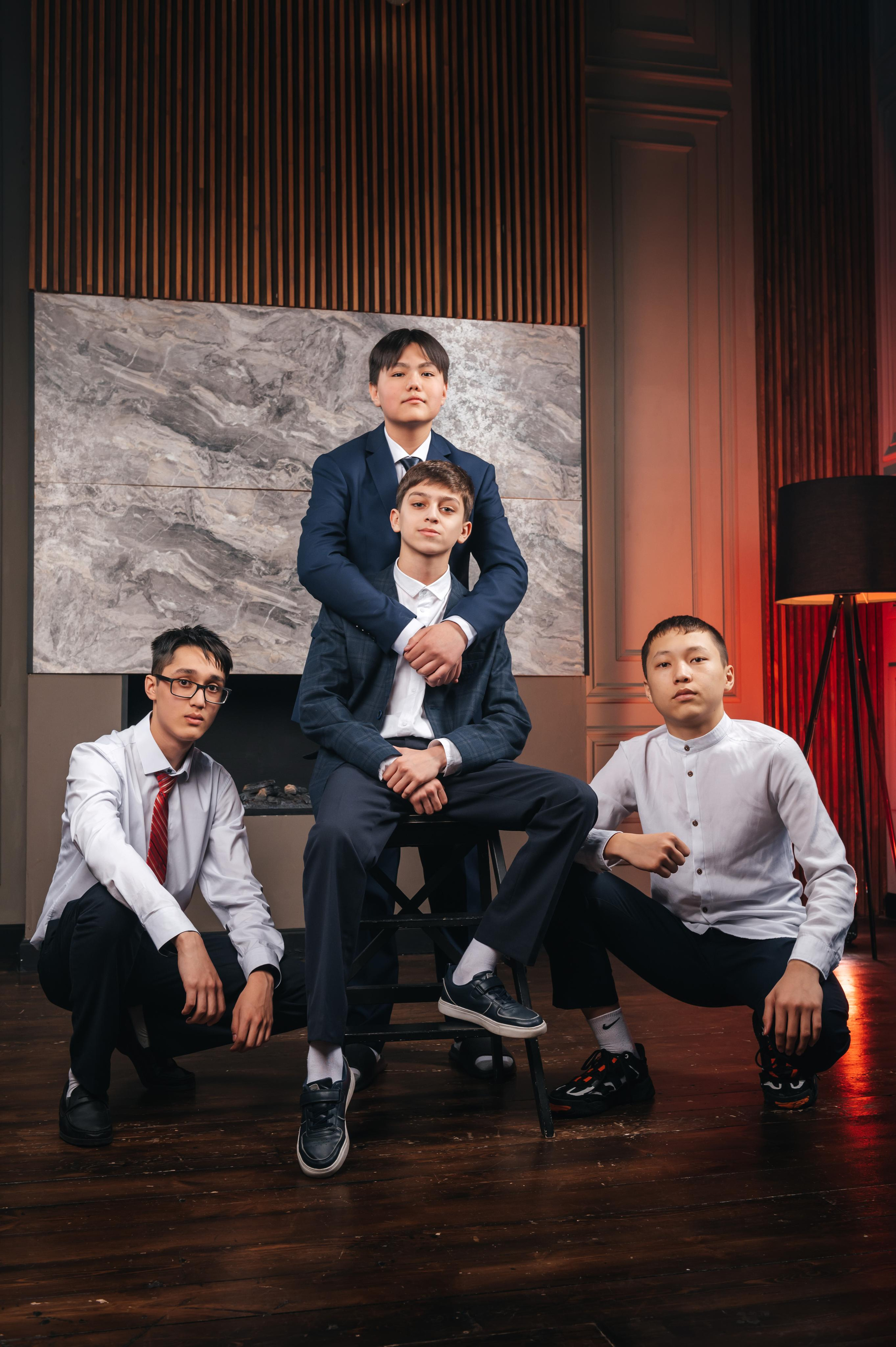 Старшие классы. Современные выпускные альбомы в Новосибирске