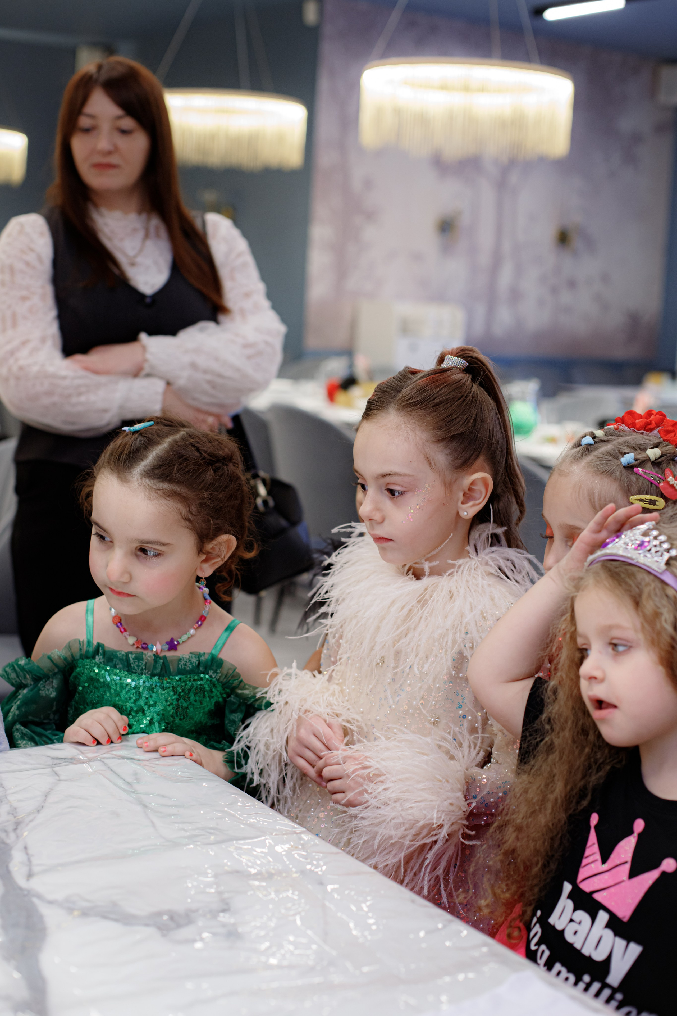 ASIA'S BIRTHDAY PARTY. Photokarish