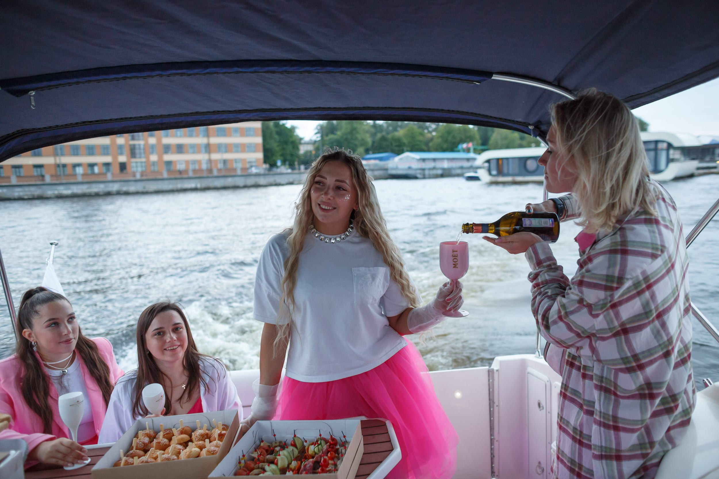 «Hen-Party» девичник Полины. Свадебный фотограф Игорь Брундасов 8PHOTO на свадьбу венчание загс СПб