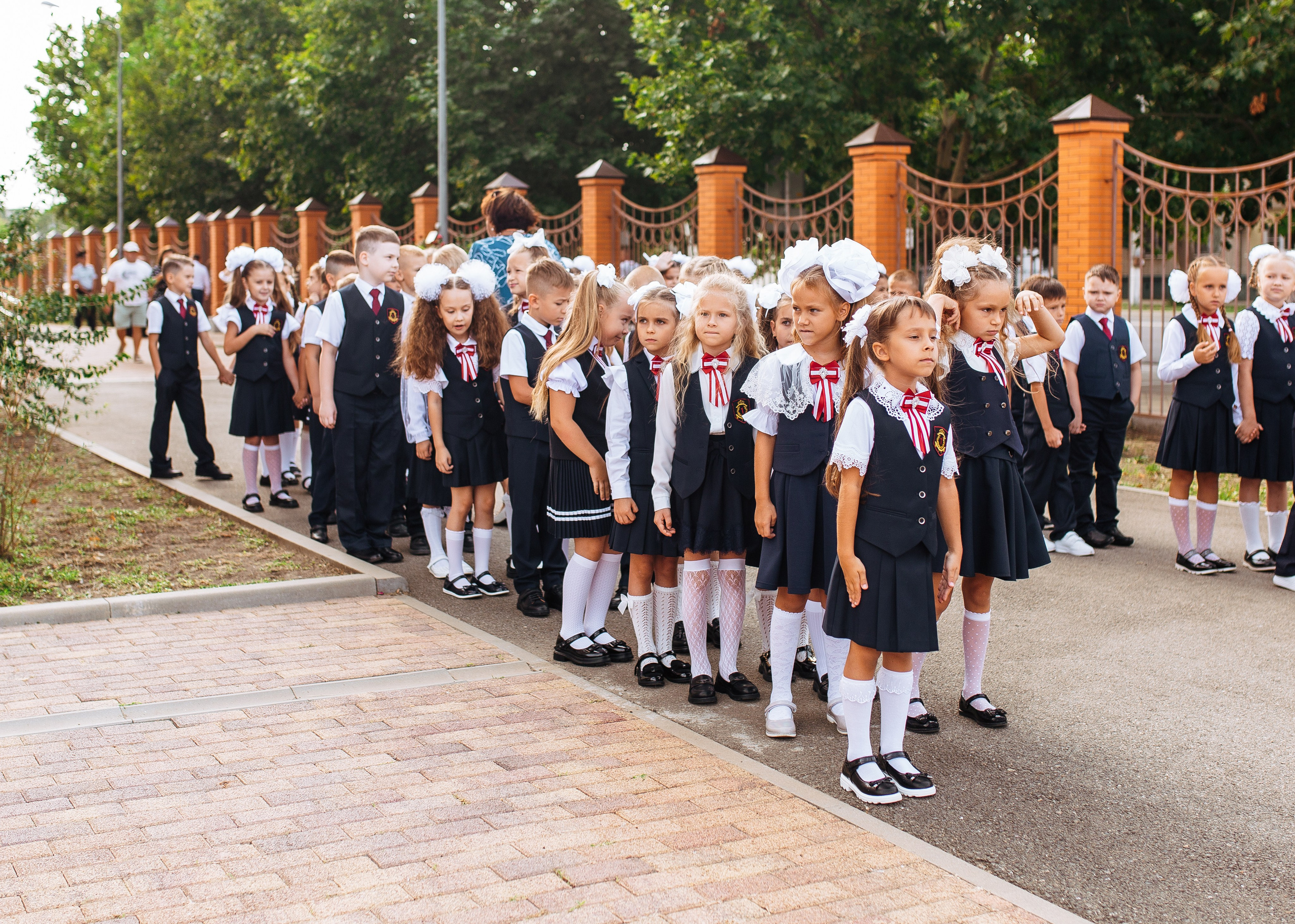 Здравствуй школа!. Фотограф в Приморско-Ахтарске Марьяна Чопко