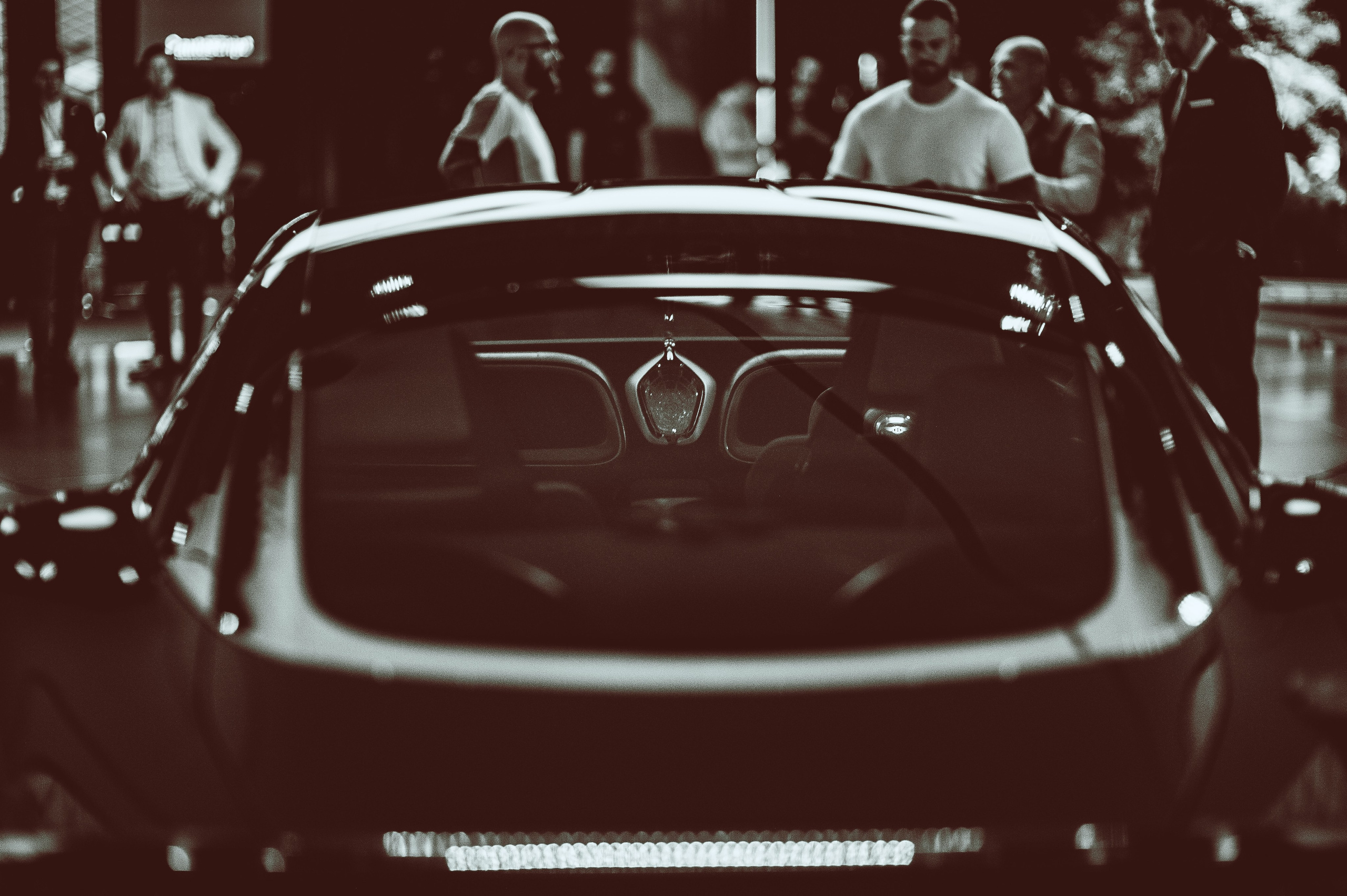 Премьера Bentley100EXP, Кру Великобритания. Репортажный фотограф Андрей Бузин