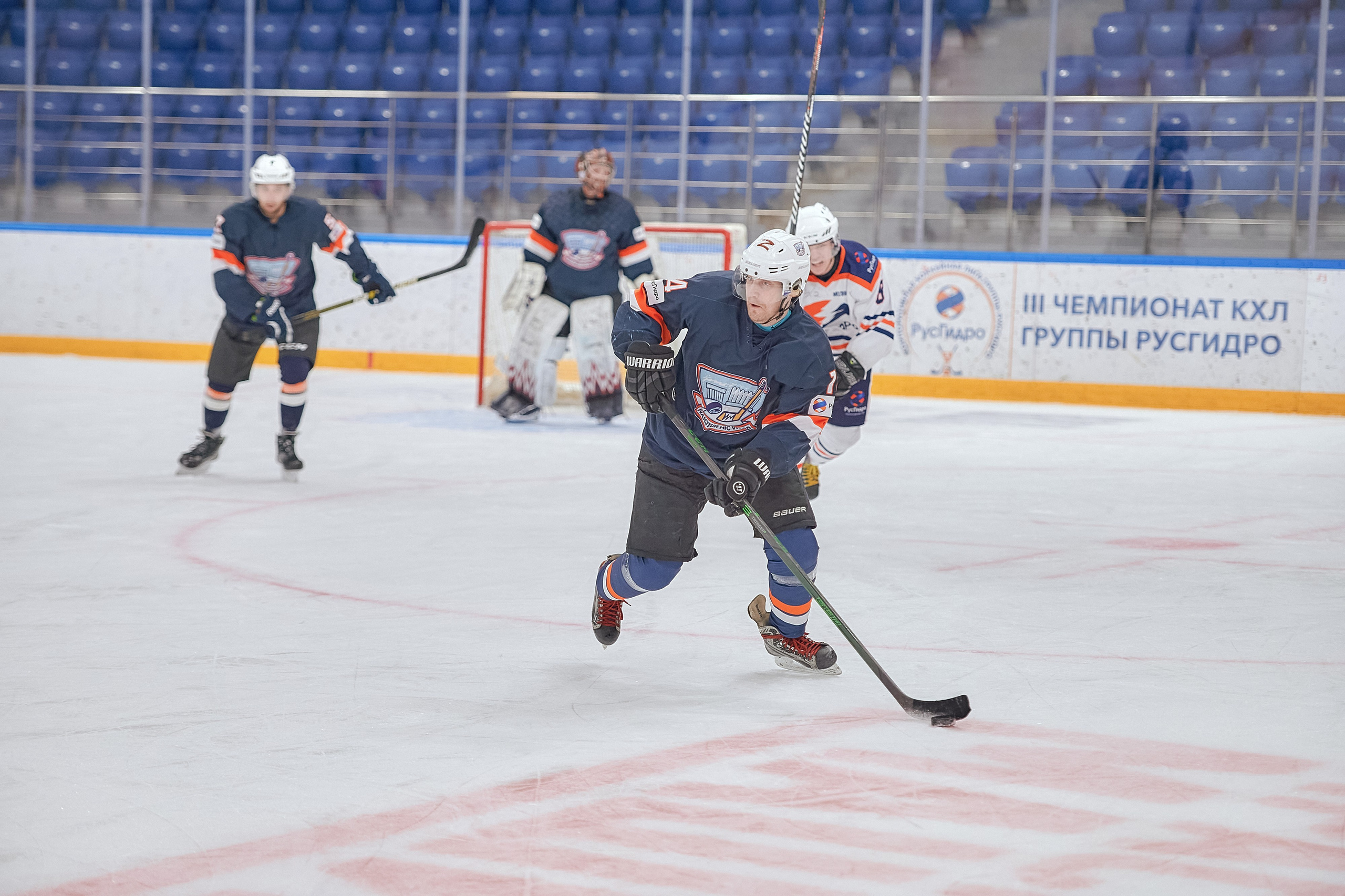Портфолио репортажной фотосъёмки: Кристалл арена — Хоккей — РусГидро. Фотограф Яковлев Роман — Красноярск