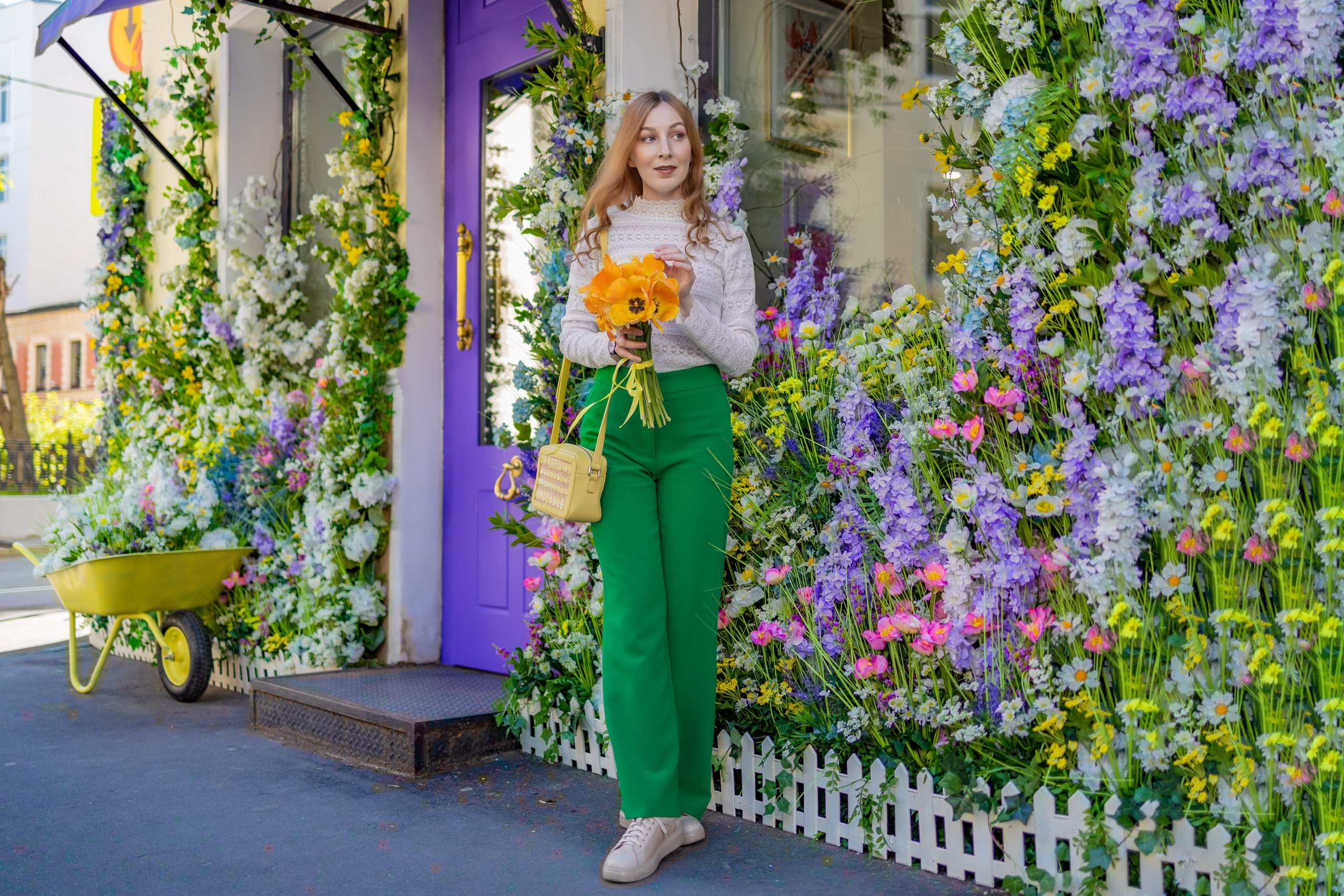 Весенняя прогулка с Еленой по Патриаршим. Репортажный, семейный и студийный фотограф в Москве Демин Алексей