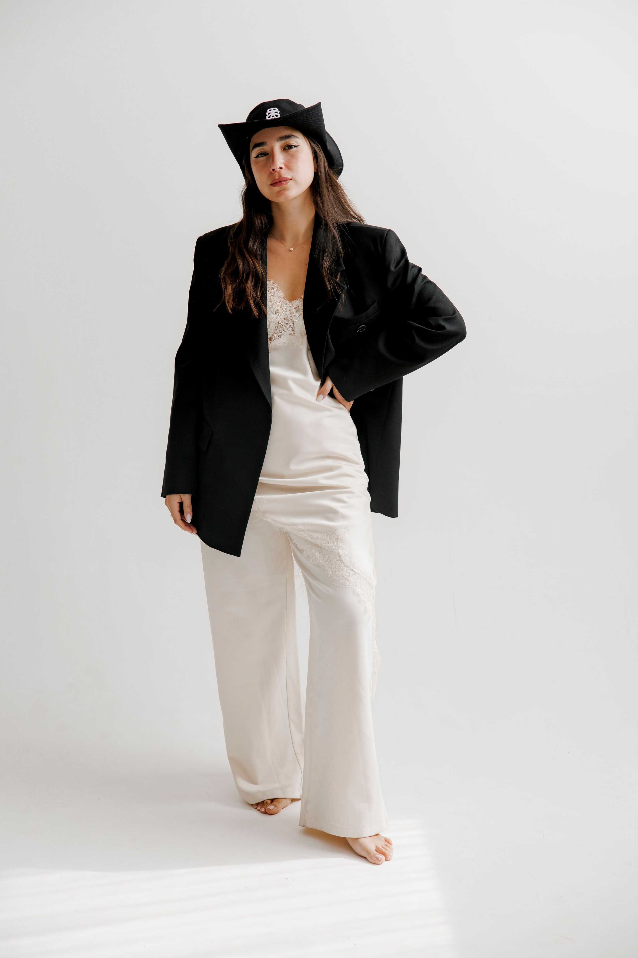 Family photoshoot inside the studio. Wedding and family photographer