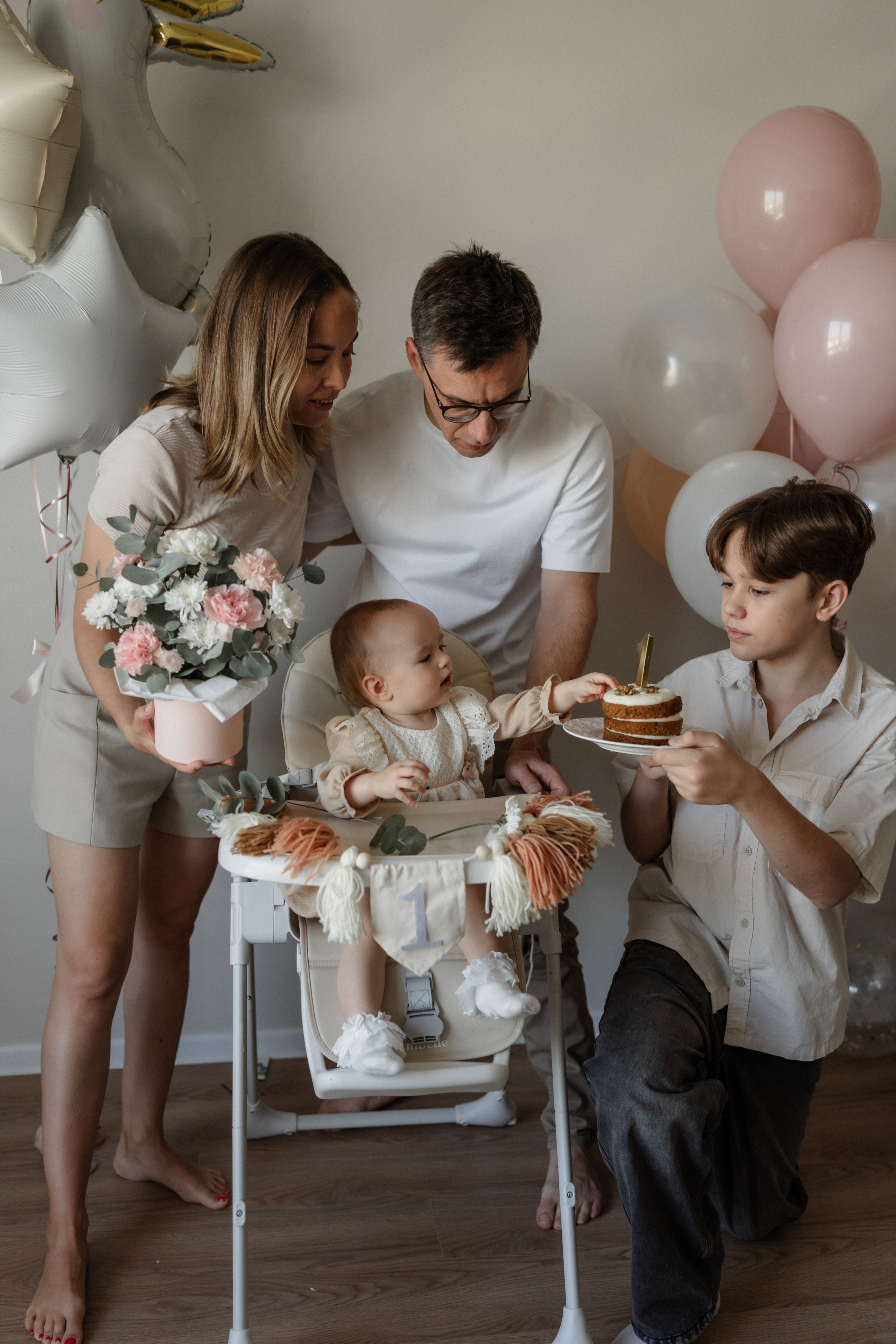 Мире 1 годик. Ярослава Осетрова фотограф — Мск