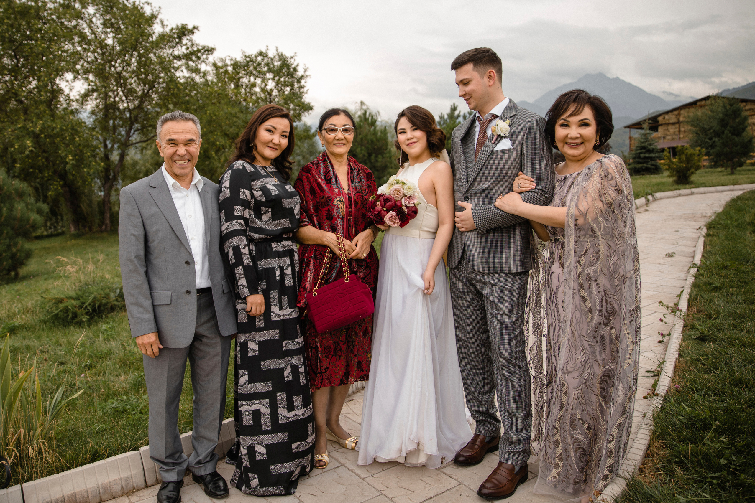 Анонс свадьбы Александр и Жибек. Свадебный фотограф в Алматы Николай Киреев