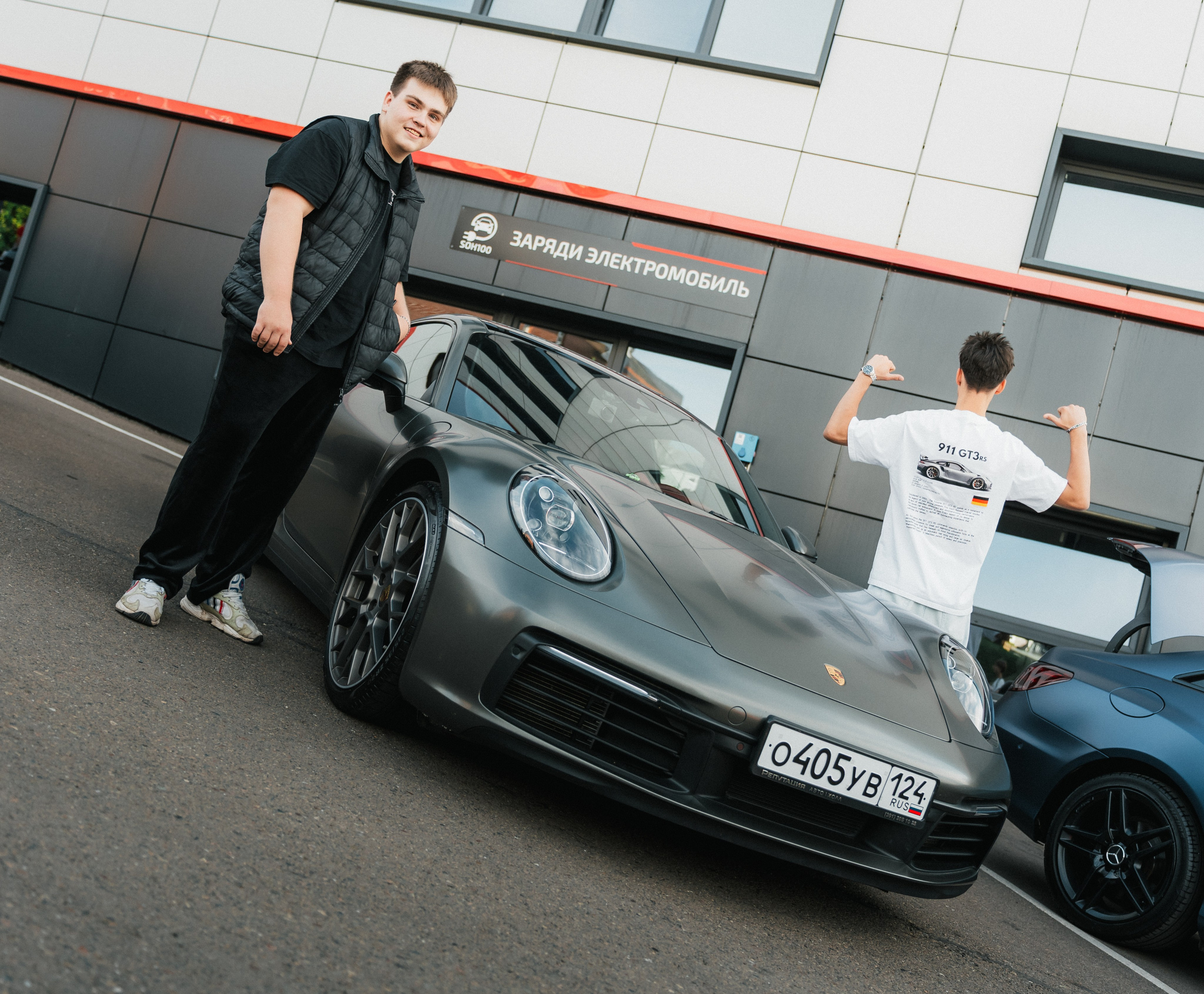 Авто-фест Iskra x Forward Auto. Репортажный фотограф Красноярск