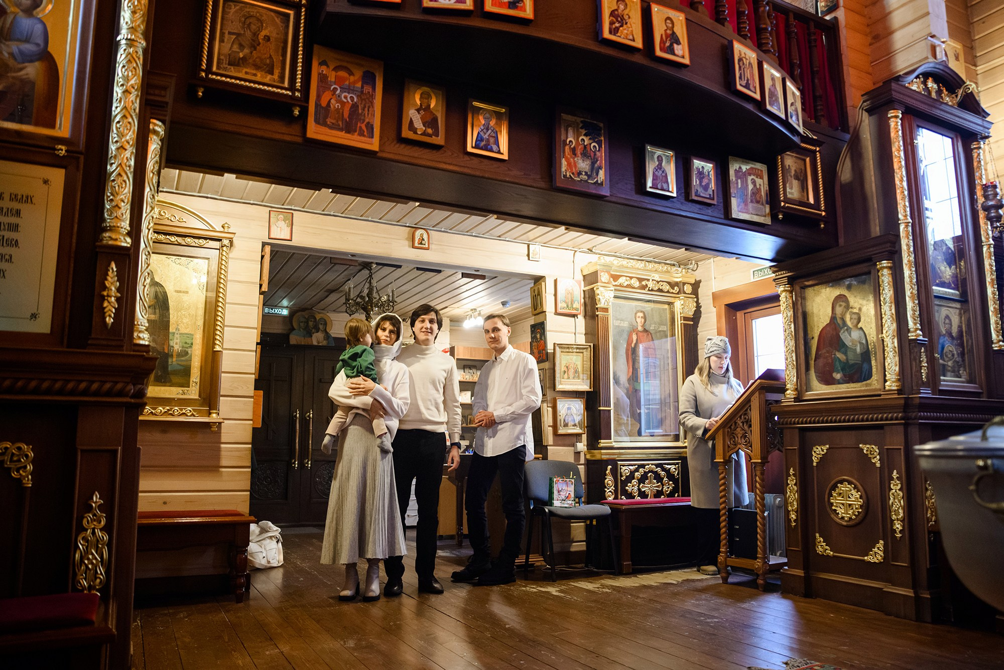 Крещение в Храме имени святых благоверных князей Бориса и Глеба. Константин Солодянкин — свадебный и репортажный фотограф в Екатеринбурге и Верхней Пышме