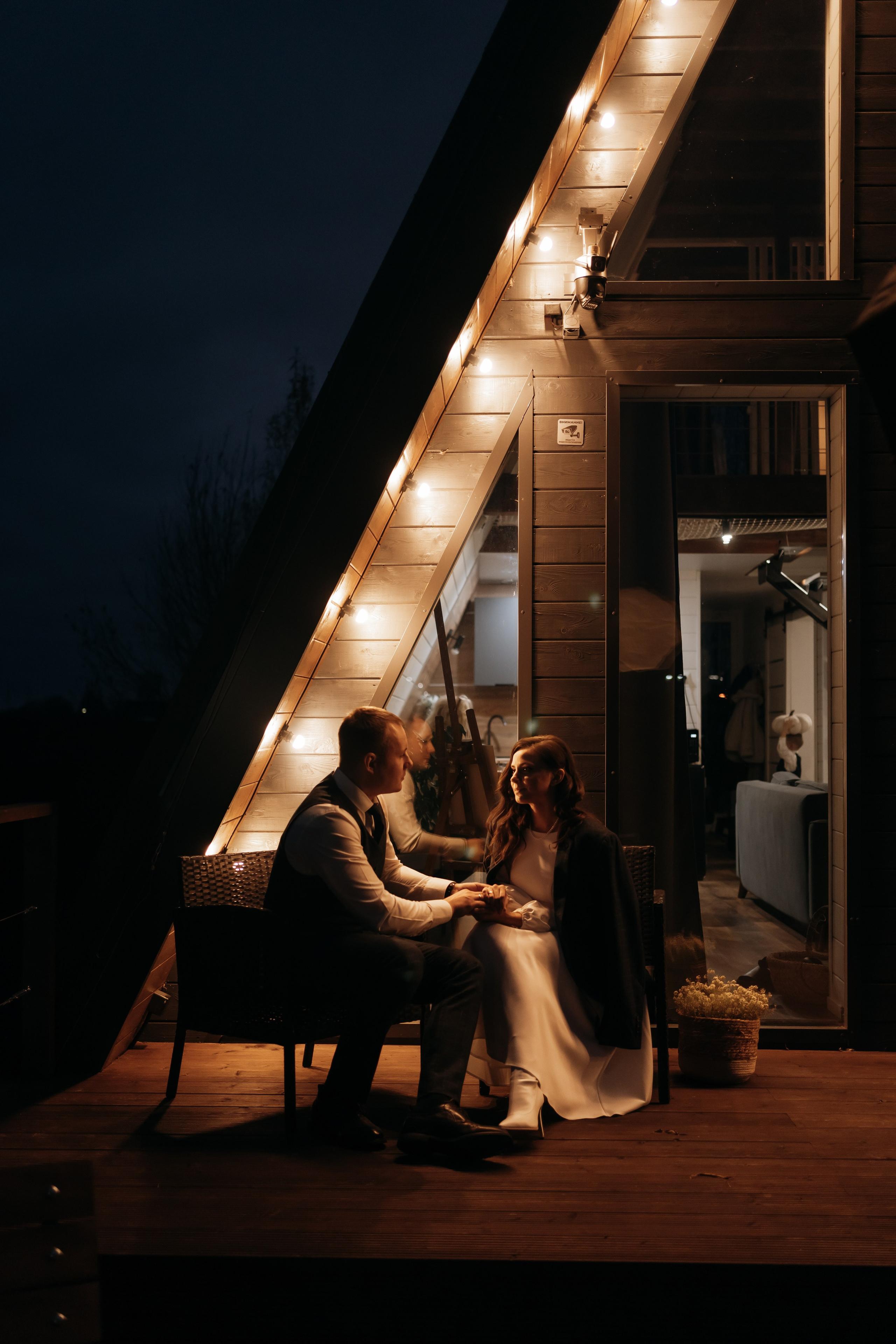 Выездная свадебная фотосессия в коттедже в Архангельске. Портретный и свадебный фотограф в Архангельске Елизавета Стрекаловская