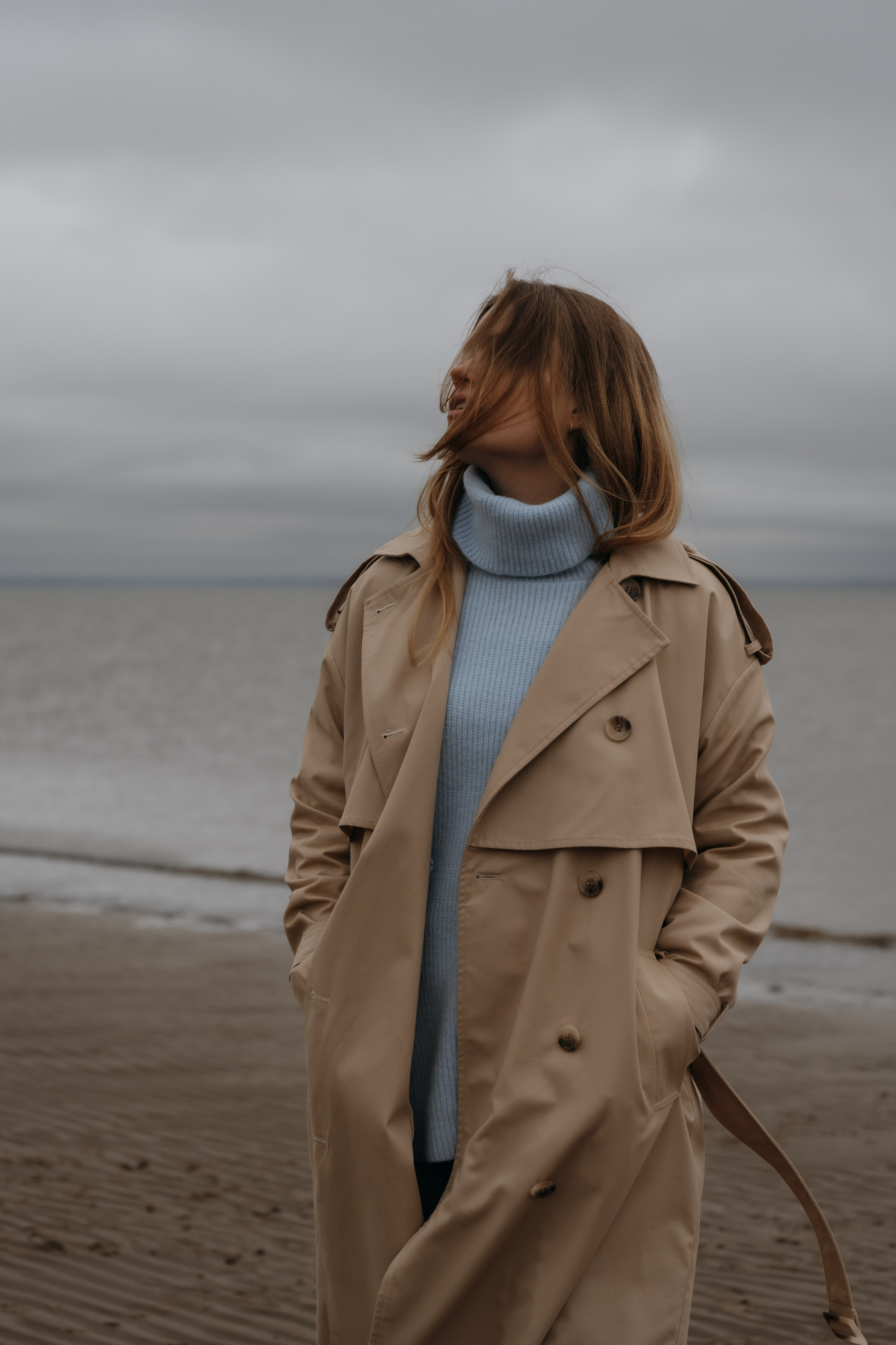 Женская уличная фотосессия в Архангельске и Северодвинске. Портретный и свадебный фотограф в Архангельске Елизавета Стрекаловская