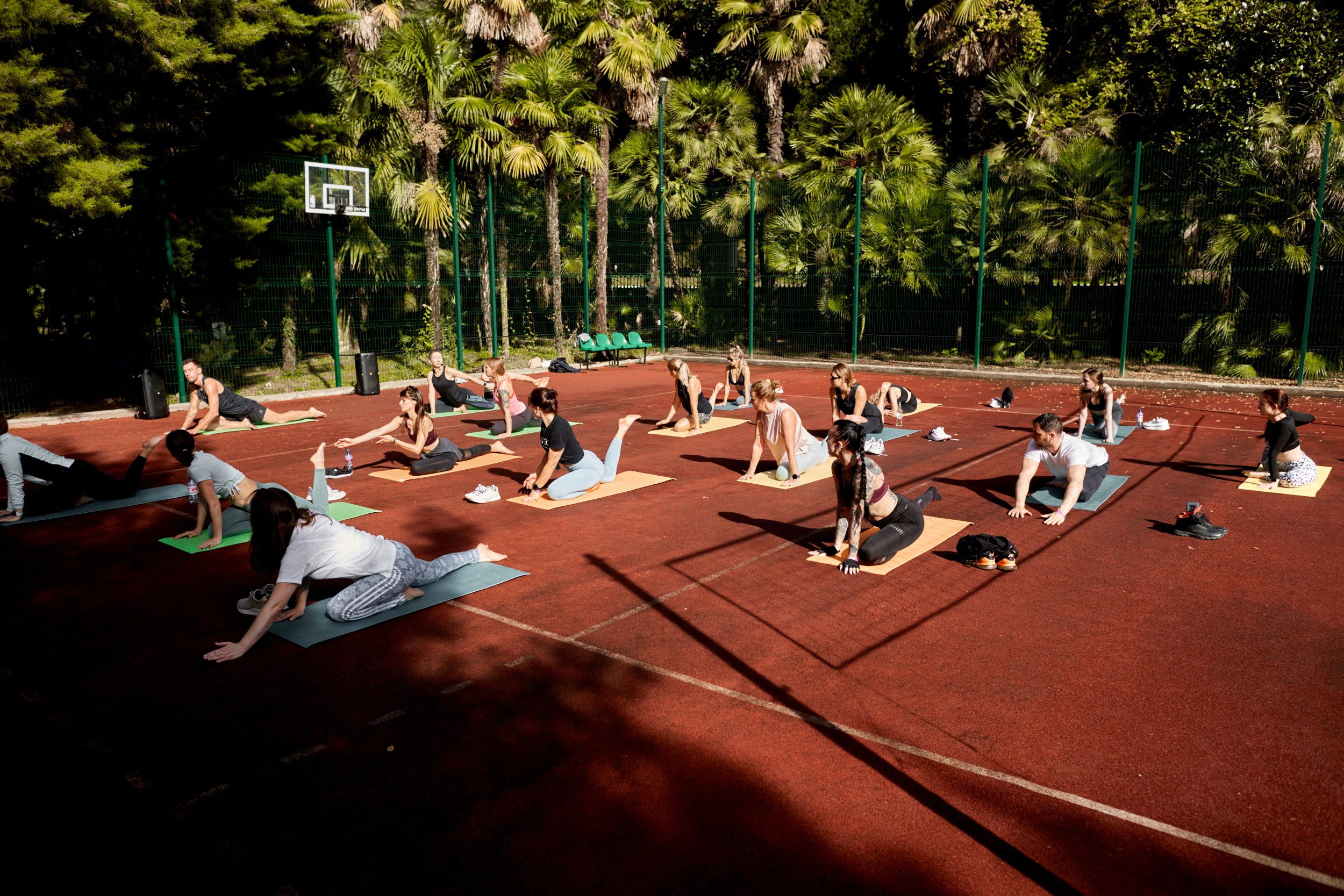 Фитнес танец. RetroChic Фото