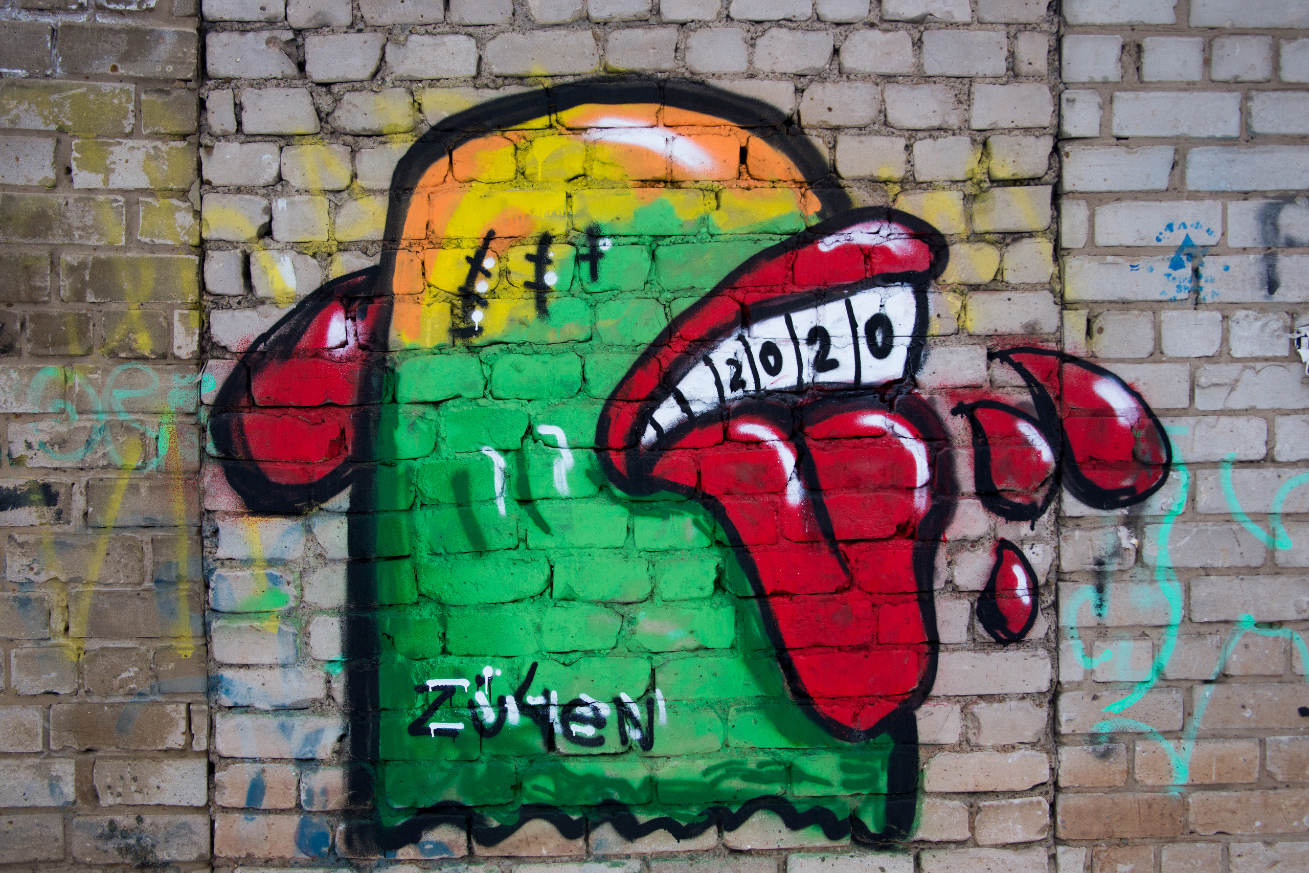 Экскурсия по дворам Мотовилихи в Перми. Фотограф Никита Попов. Фотограф Пермь. Фотосессия в фотостудии Перми и на свежем воздухе