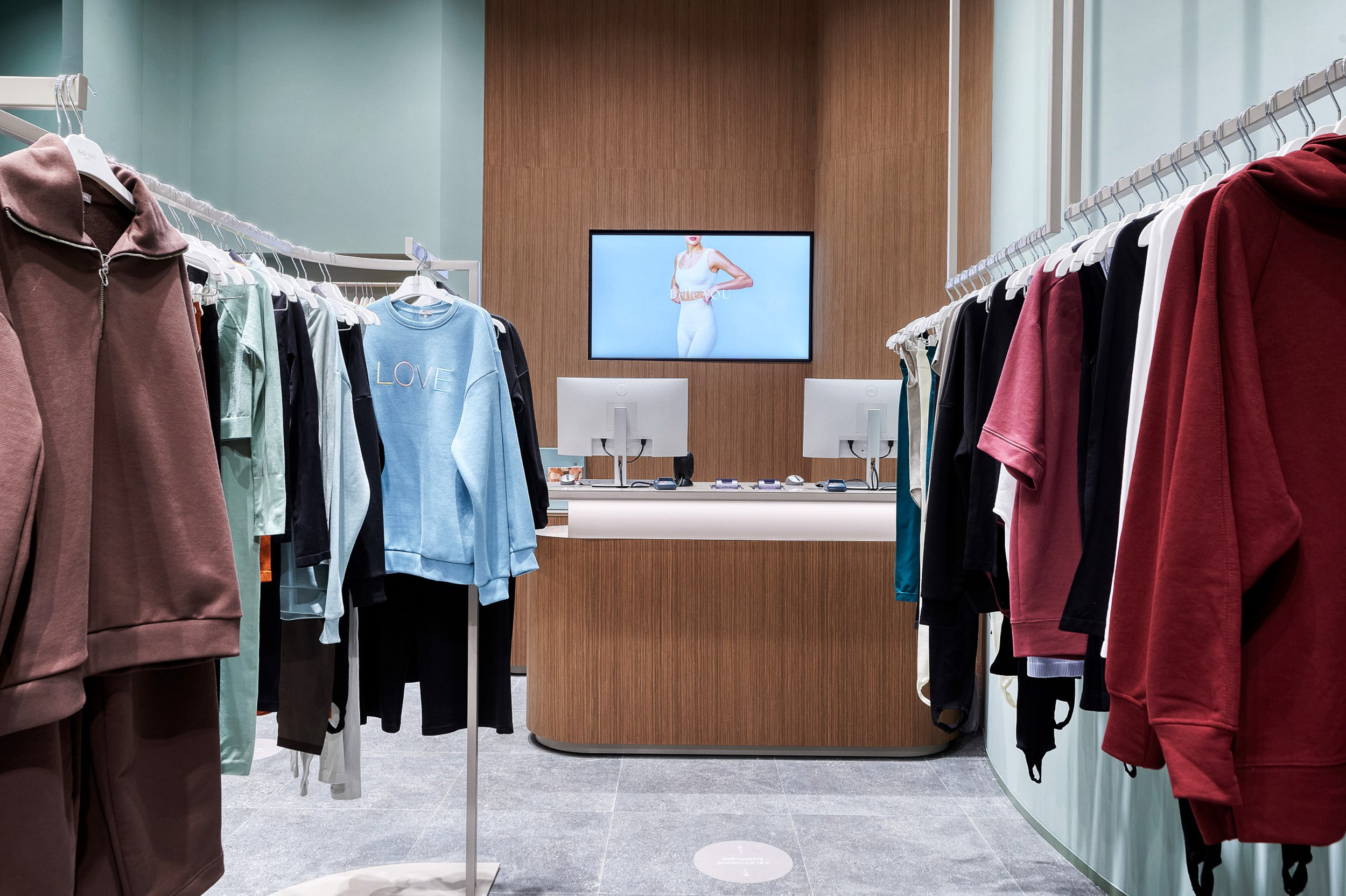 Ретейл. Герман Лепёхин коммерческий фотограф в Москве: репортаж, портреты, интерьеры, производство