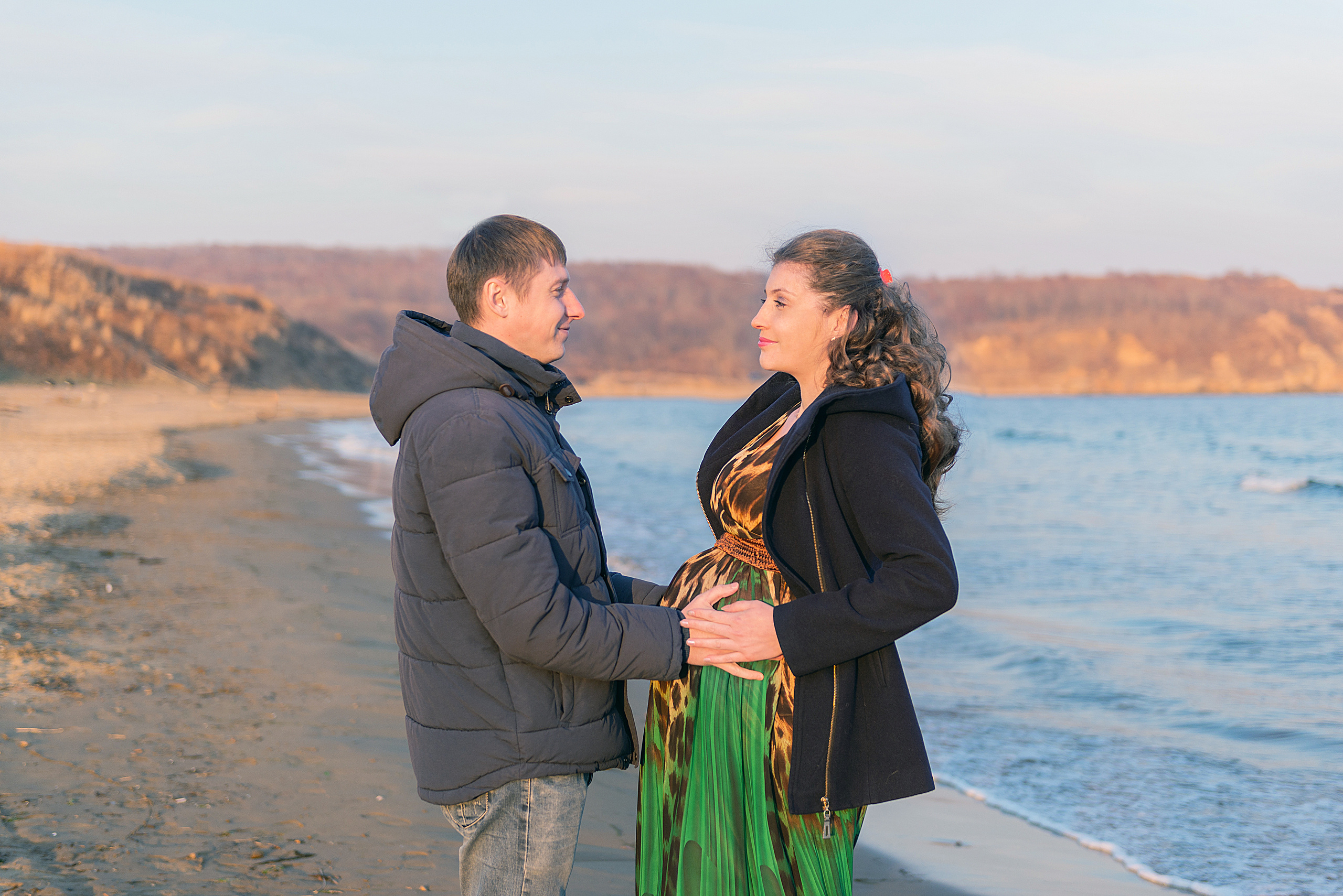 Беременность Ани в колосках. Семейный и свадебный фотограф во Владивостоке