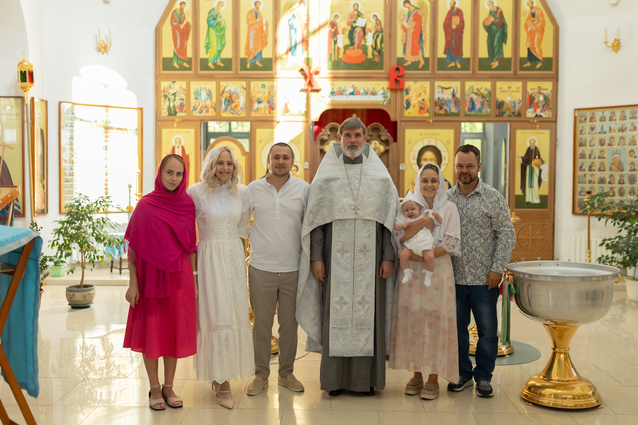 Крещение Артёма (все фото с таинсвта крещения). Фотограф новорожденных. Детский и семейный фотограф Марьяна Юдина