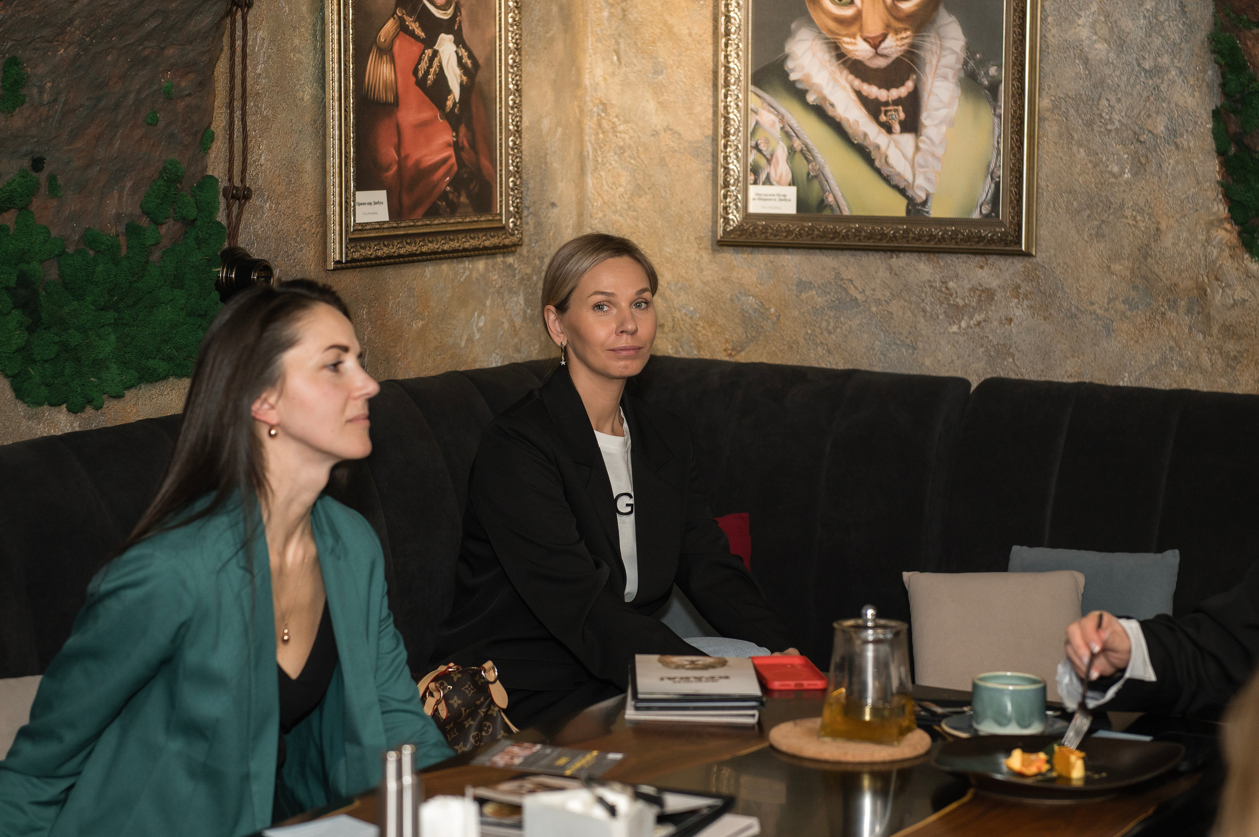 Бизнес-завтрак в кафе Cats & Wine. Свадебный и репортажный фотограф в Санкт-Петербурге Ольга Волкова