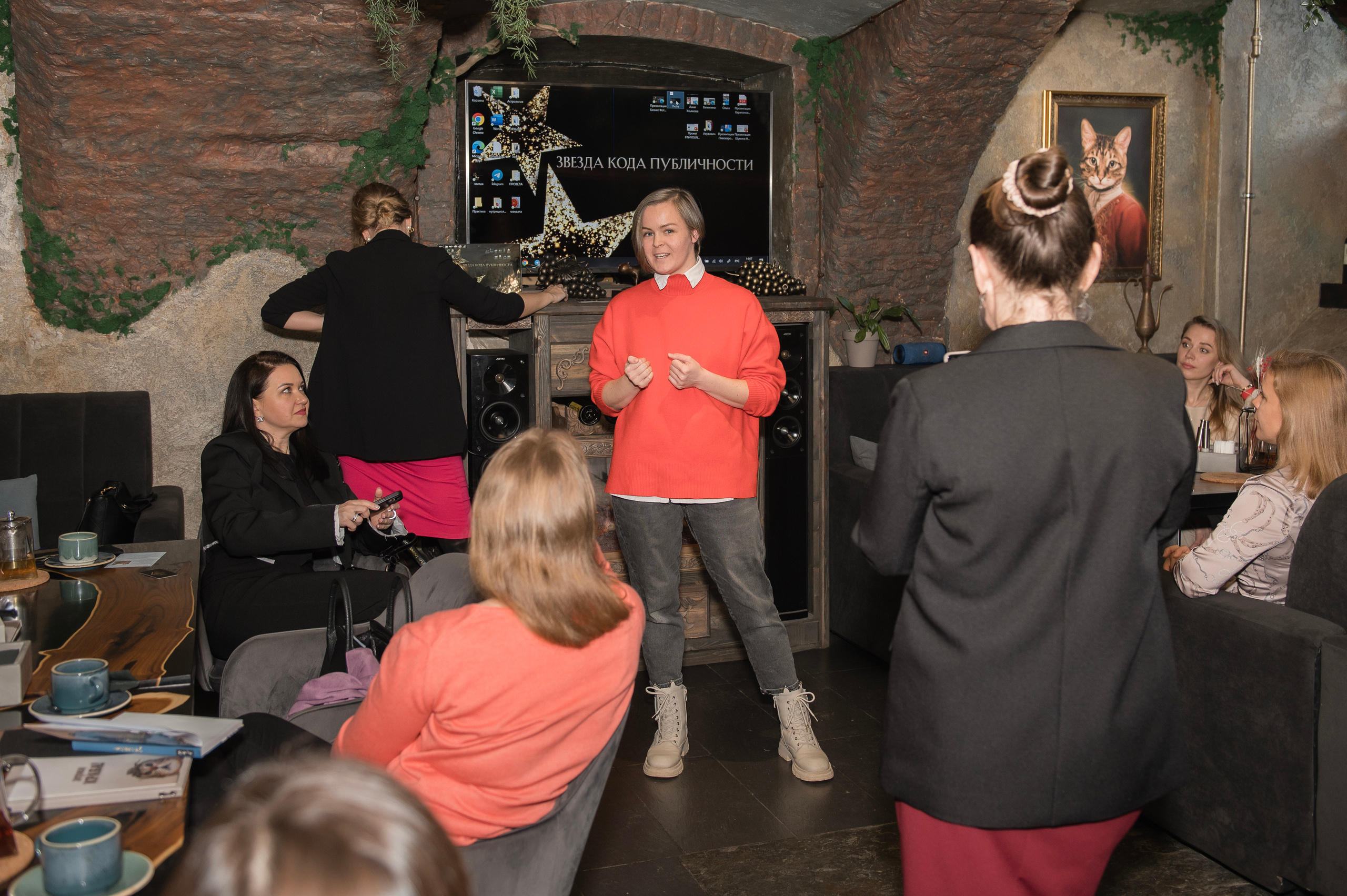 Бизнес-завтрак в кафе Cats & Wine. Свадебный и репортажный фотограф в Санкт-Петербурге Ольга Волкова