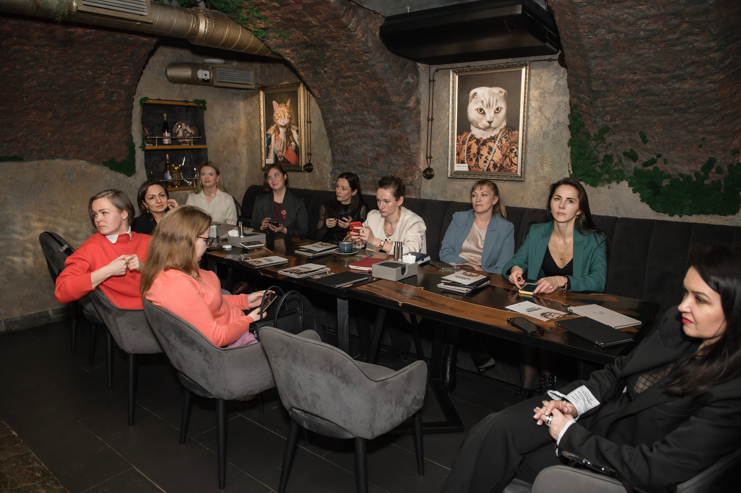 Бизнес-завтрак в кафе Cats & Wine. Свадебный и репортажный фотограф в Санкт-Петербурге Ольга Волкова