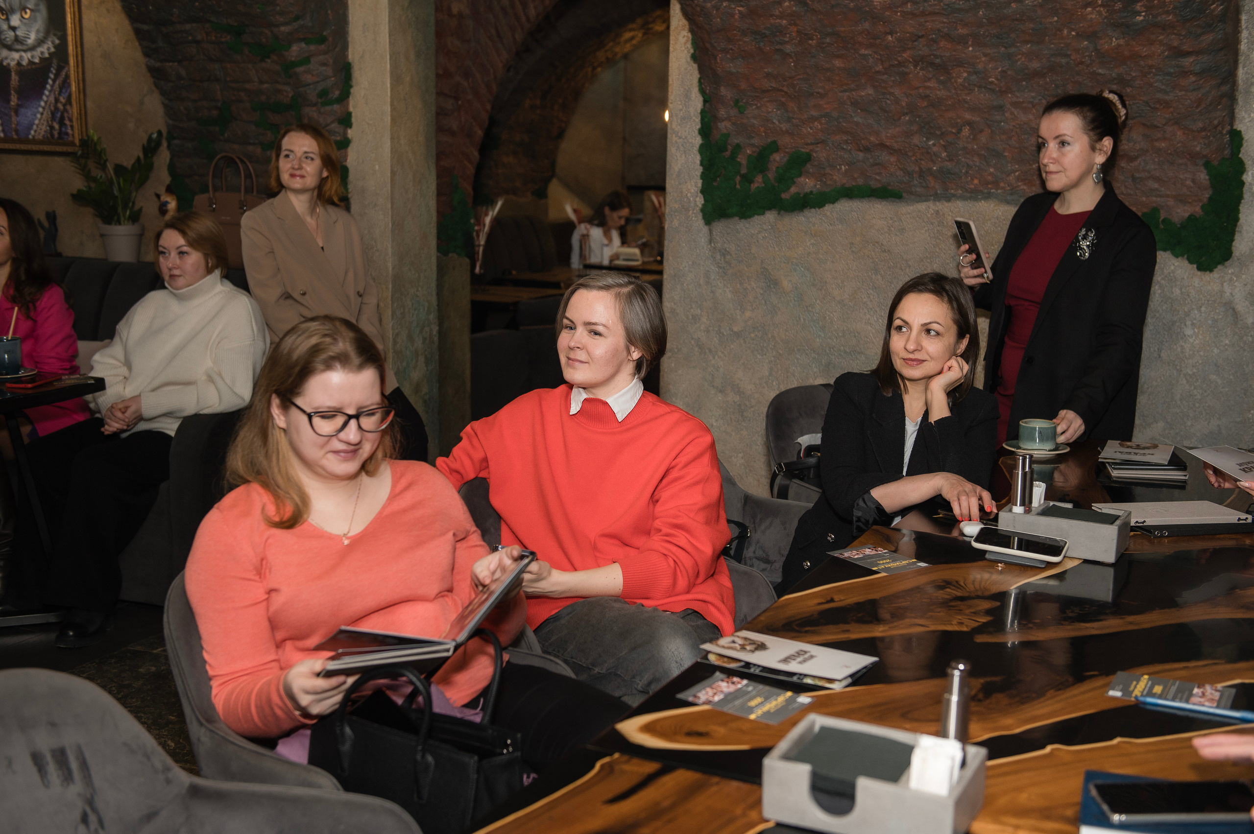 Бизнес-завтрак в кафе Cats & Wine. Свадебный и репортажный фотограф в Санкт-Петербурге Ольга Волкова