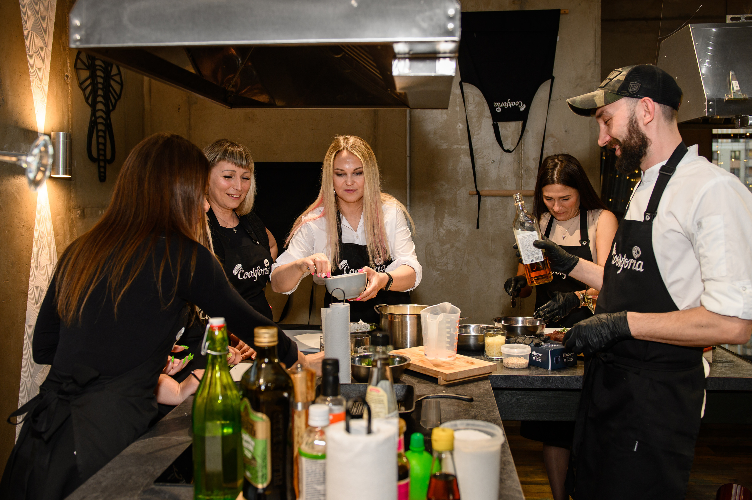 Юбилей в кулинарной студии Cookforia. Свадебный и репортажный фотограф в Санкт-Петербурге Ольга Волкова