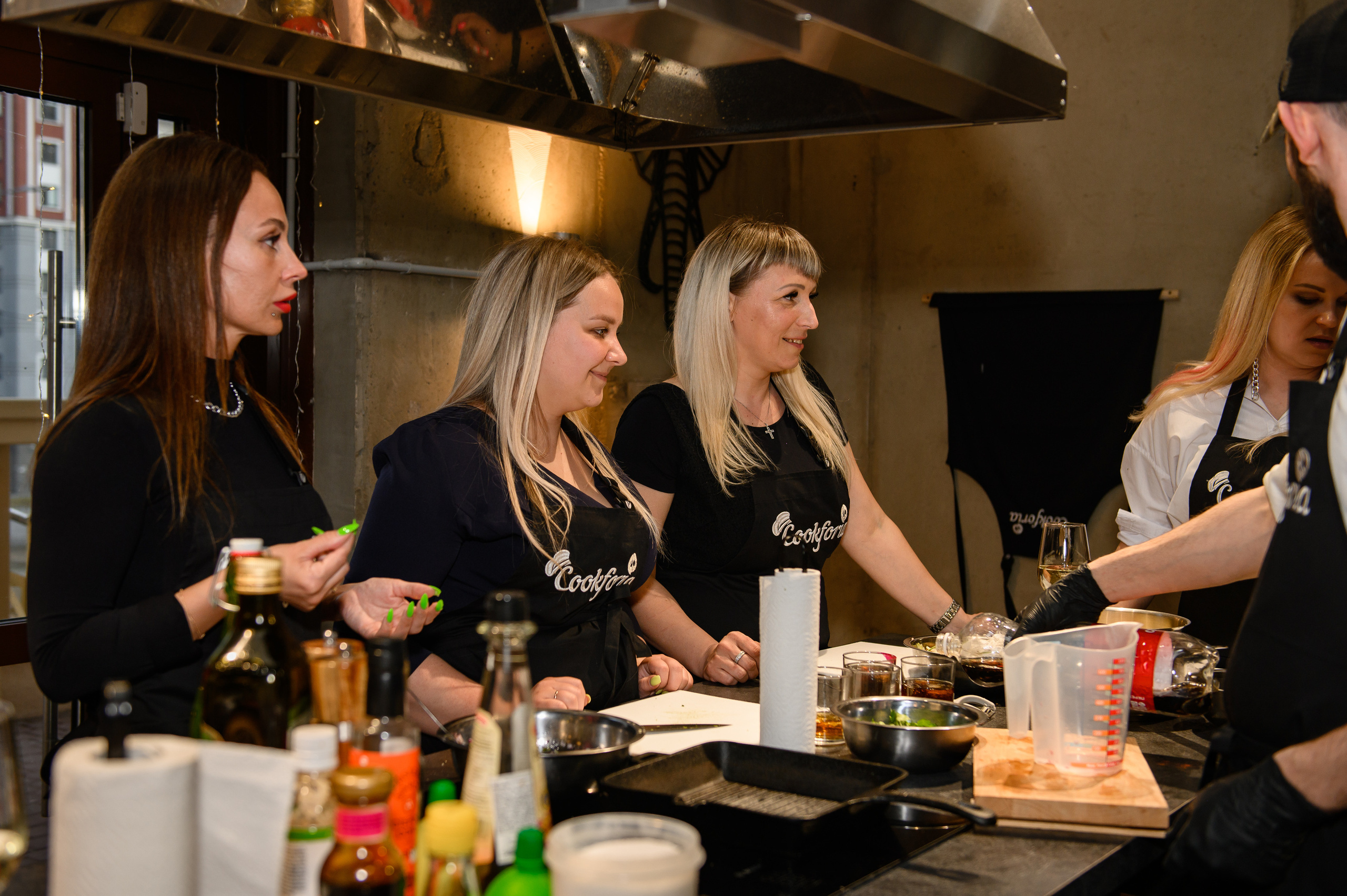 Юбилей в кулинарной студии Cookforia. Свадебный и репортажный фотограф в Санкт-Петербурге Ольга Волкова