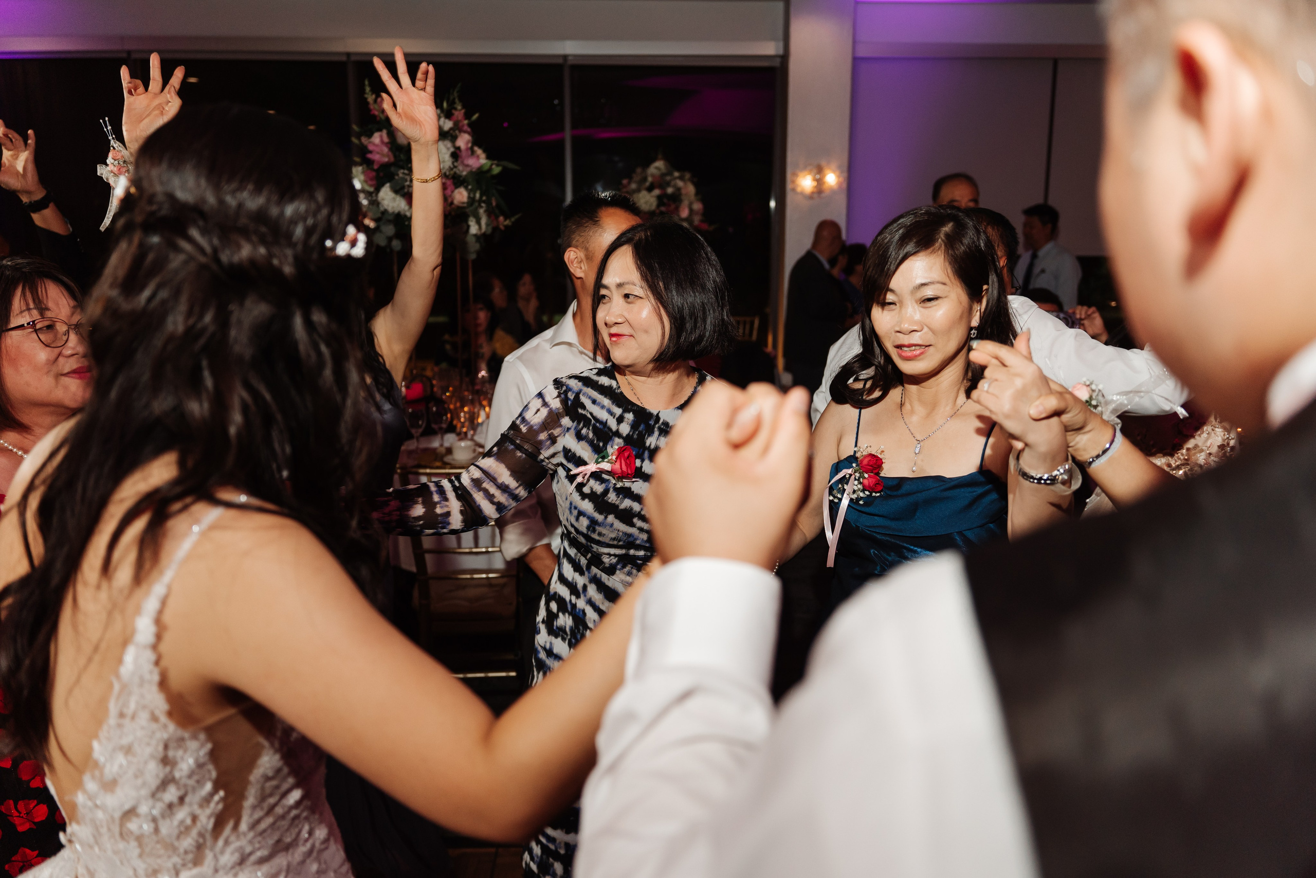 2025-08-16_AndreaChristopher. Ретушер Зенькевич Света