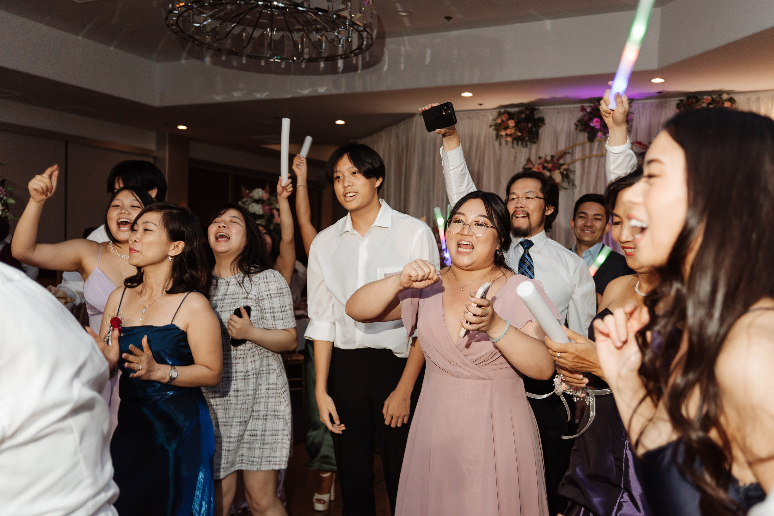 2025-08-16_AndreaChristopher. Ретушер Зенькевич Света