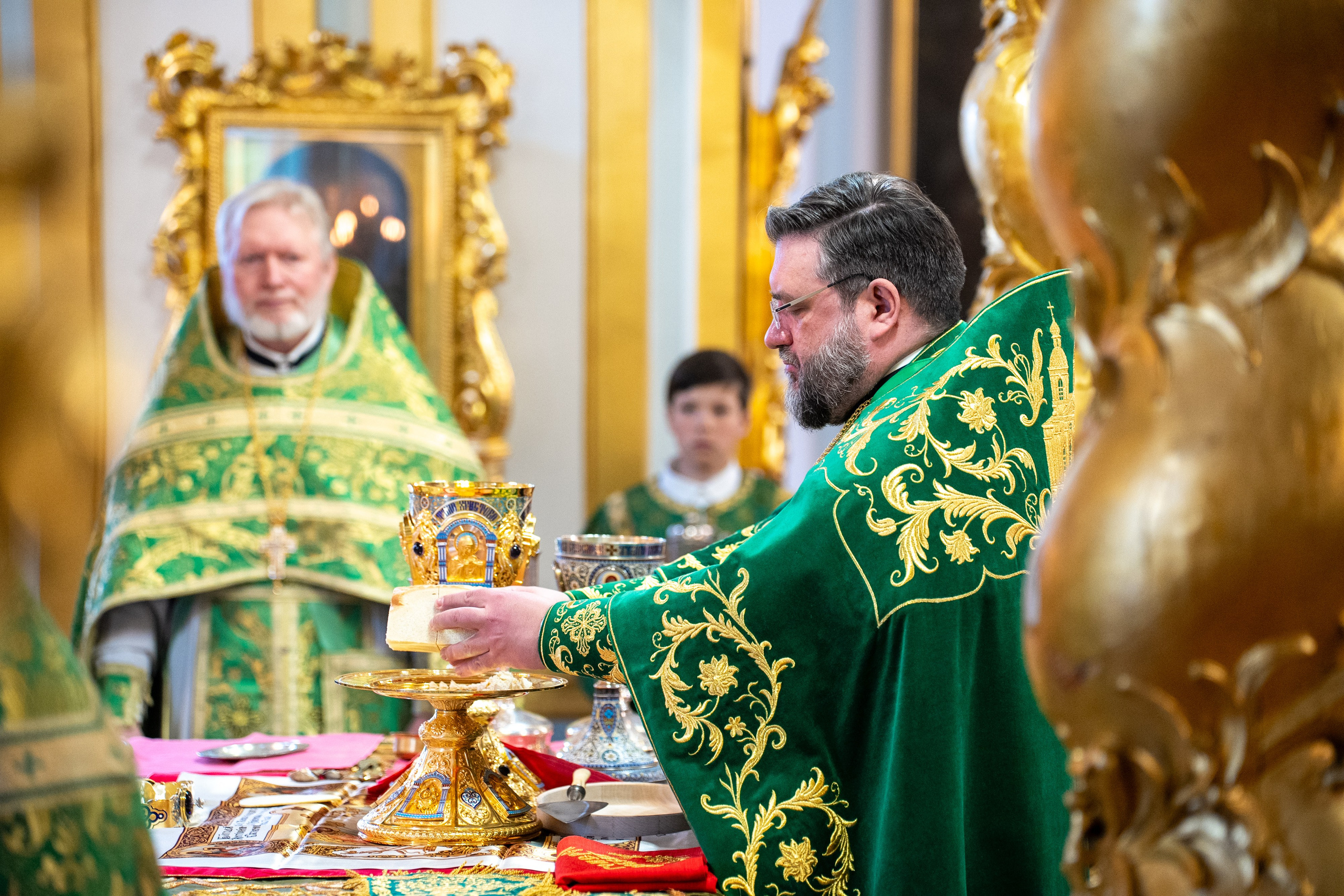 НЕДЕЛЯ 8-Я ПО ПАСХЕ. ДЕНЬ СВЯТОЙ ТРОИЦЫ. ПЯТИДЕСЯТНИЦА. НИКОЛО-БОГОЯВЛЕНСКИЙ МОРСКОЙ СОБОР