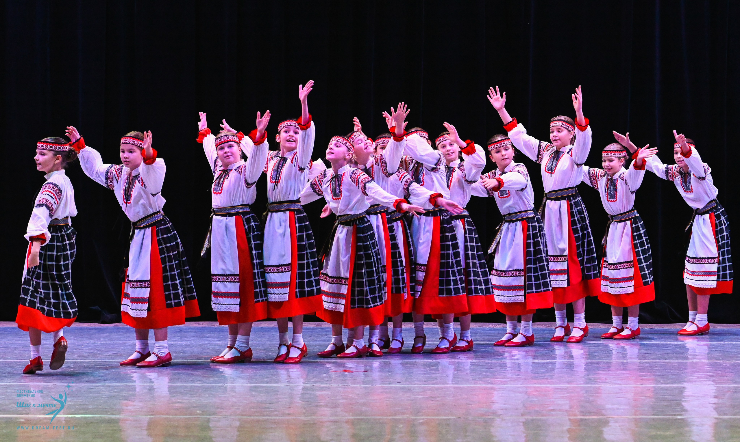 17.10.2025 Фестивальное движение «Шаг к мечте» г. Уфа. Медиастудия Фото Концепт