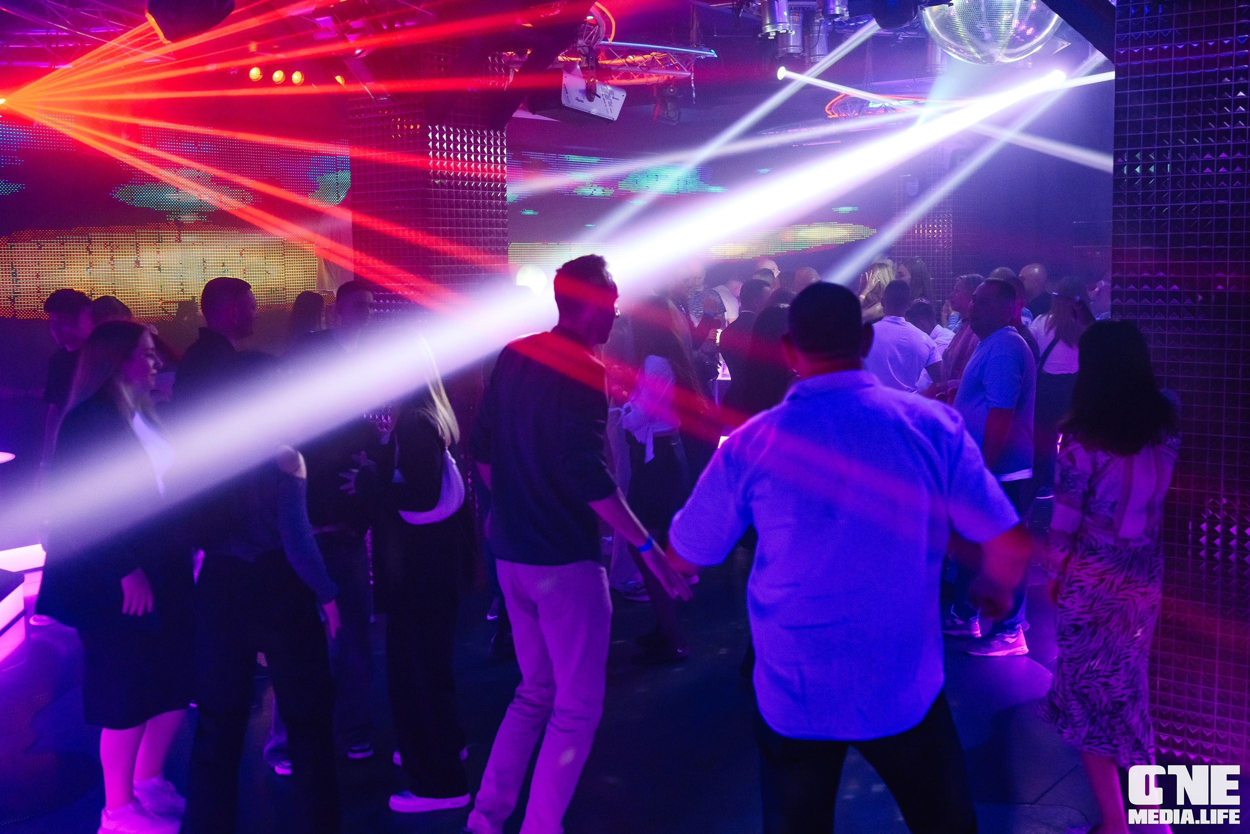 Фоторепортаж из РК Планета. One Media Life: фоторепортажи, фотоотчеты с мероприятий и заведений