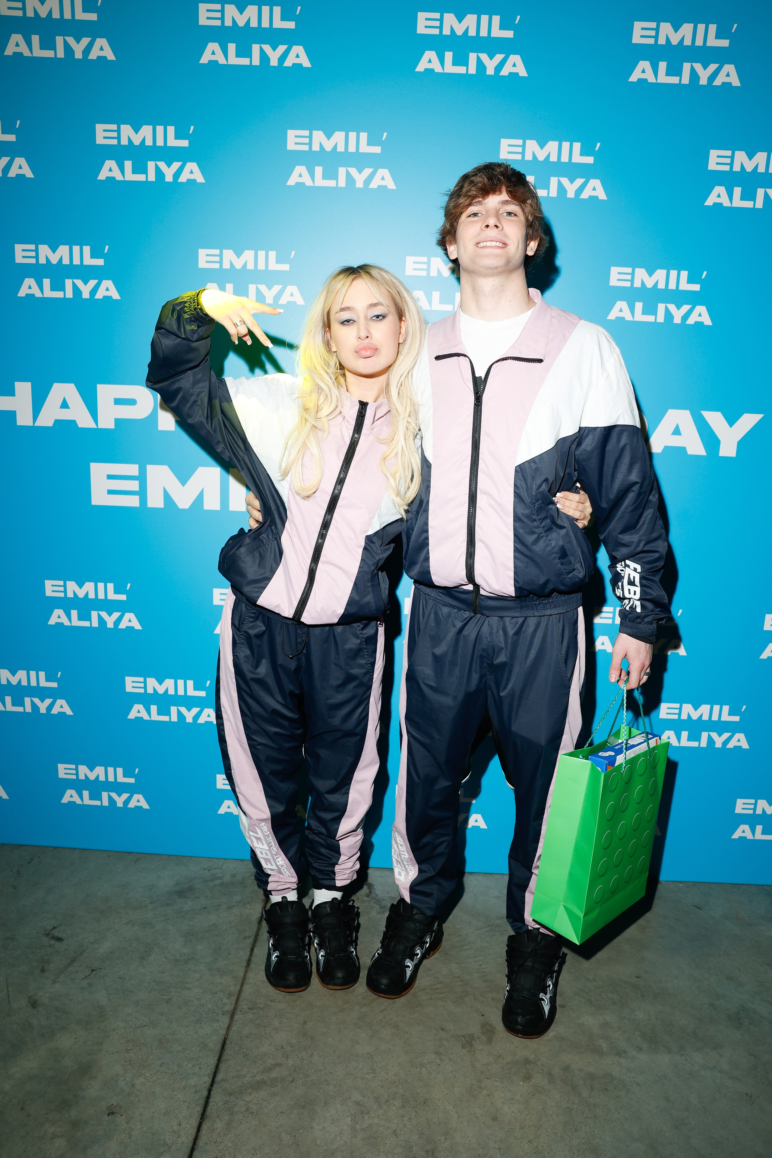 ALLI & ЭМИЛЬ. Nikolskayasecular