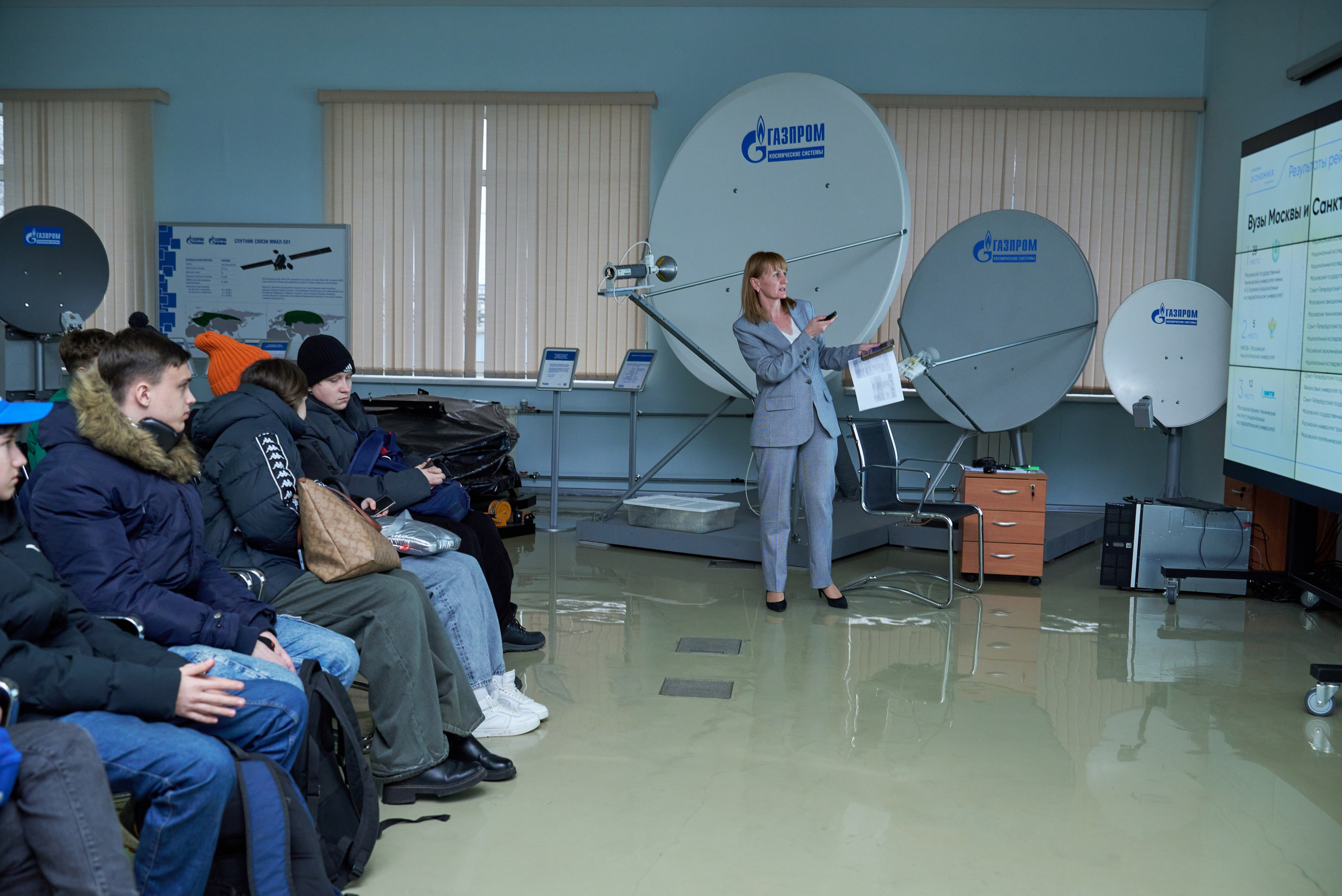 Экскурсия в «Газпром Космические системы». Фотограф Щёлково
