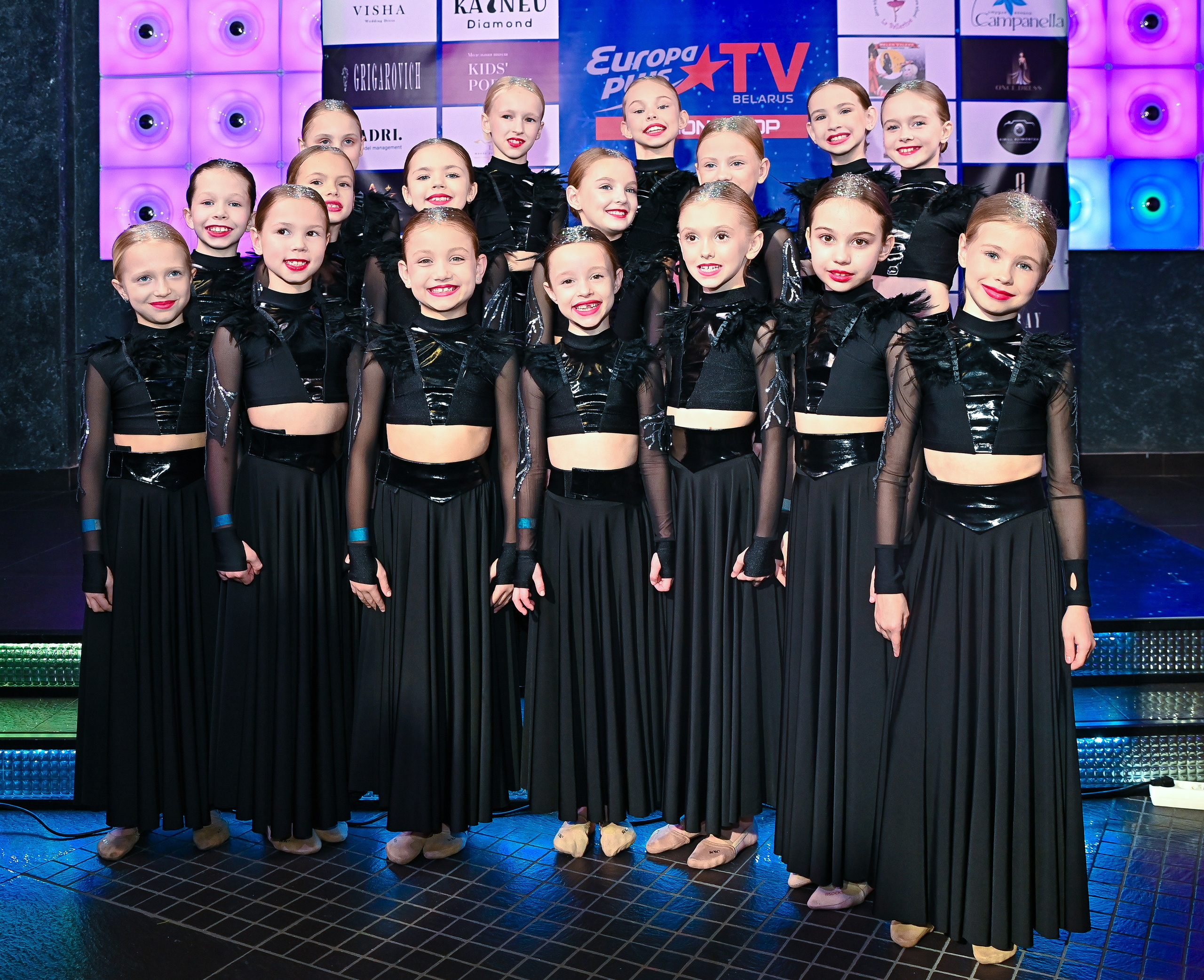 Большая новогодняя тусовка. Фотоуслуги, услуги фотографа, фотографирование важных событий