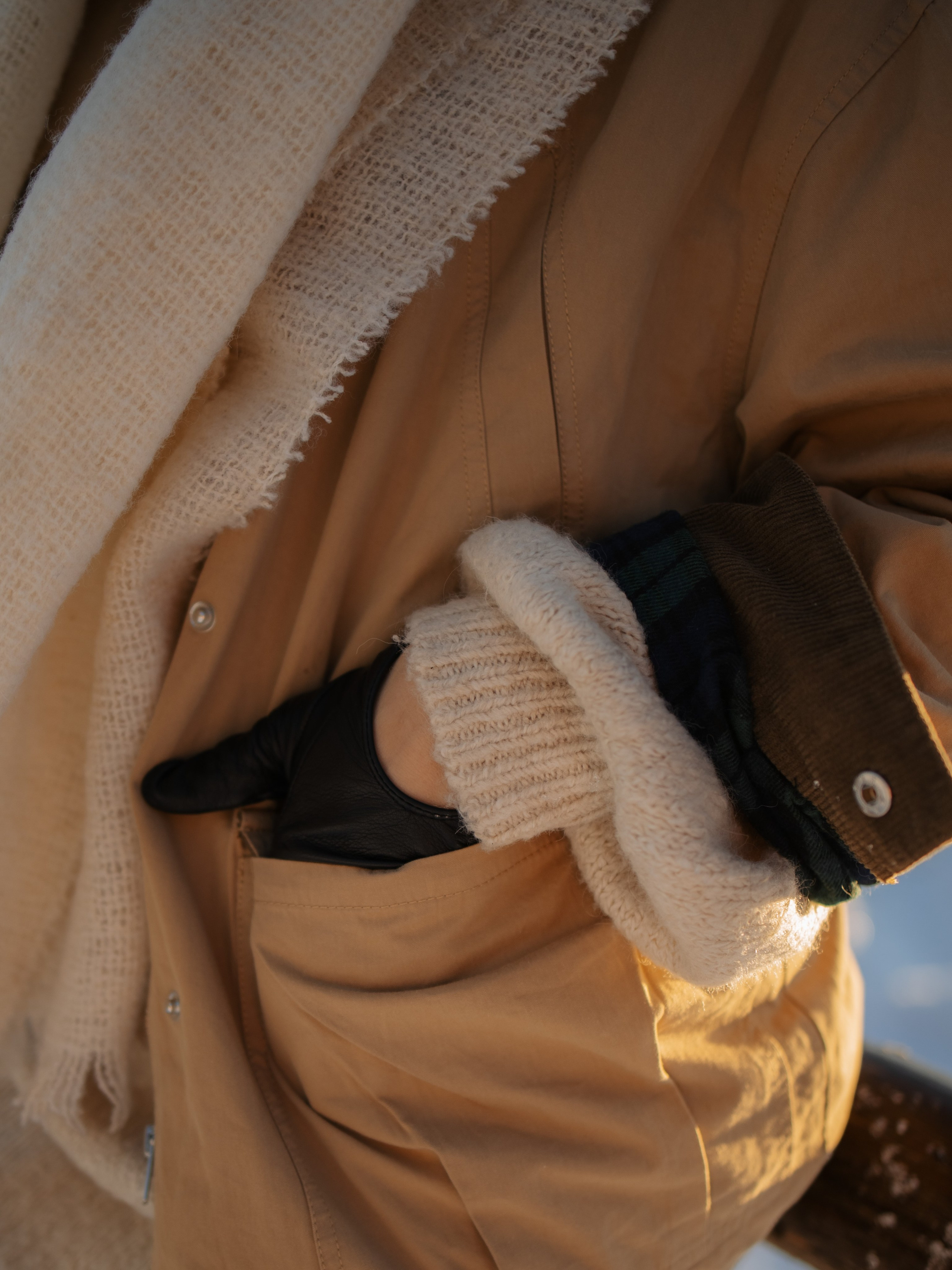 Фотосессия на ранчо зимой с красивой девушкой. Фотограф Углич и Ярославль Ольга Тятюшкина