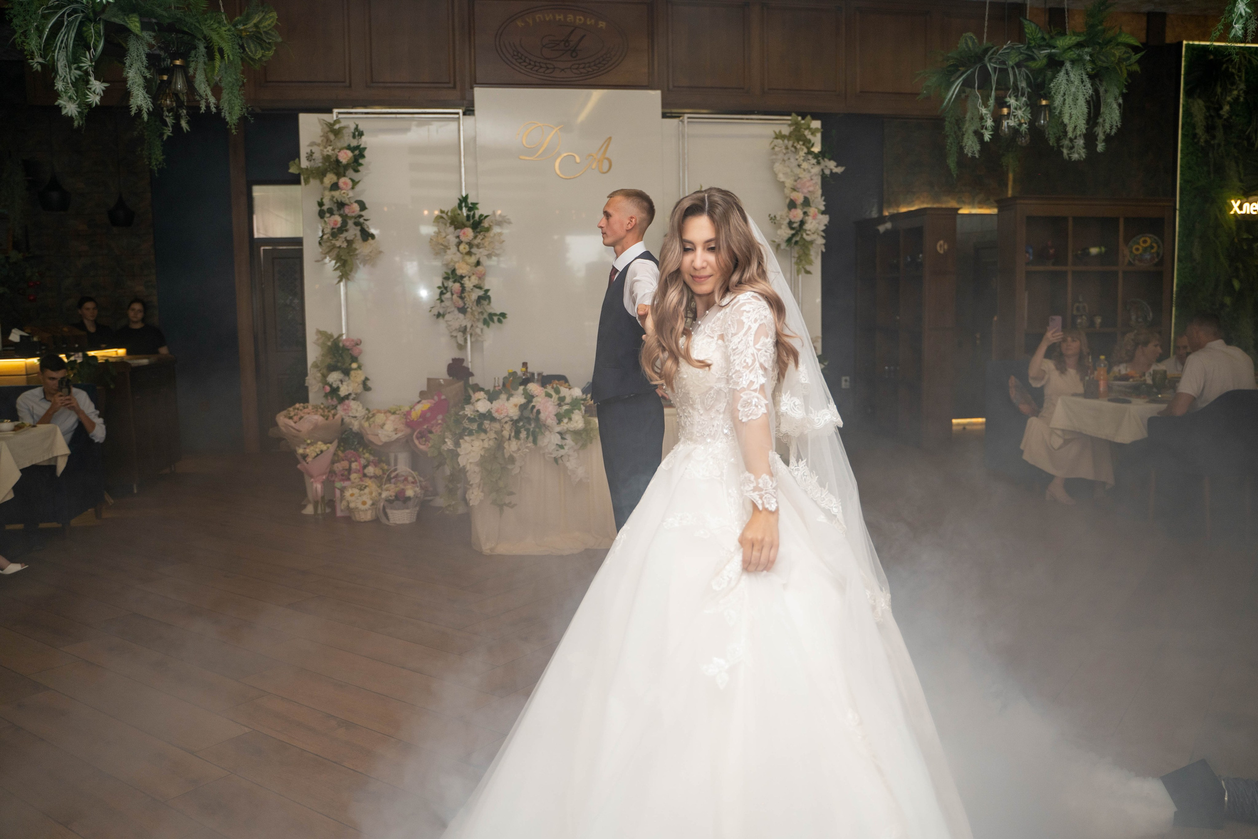 Данил и Анастасия. Видеосьемка, фотосьемка свадеб, юбилеев, утренников в Краснодарском кр