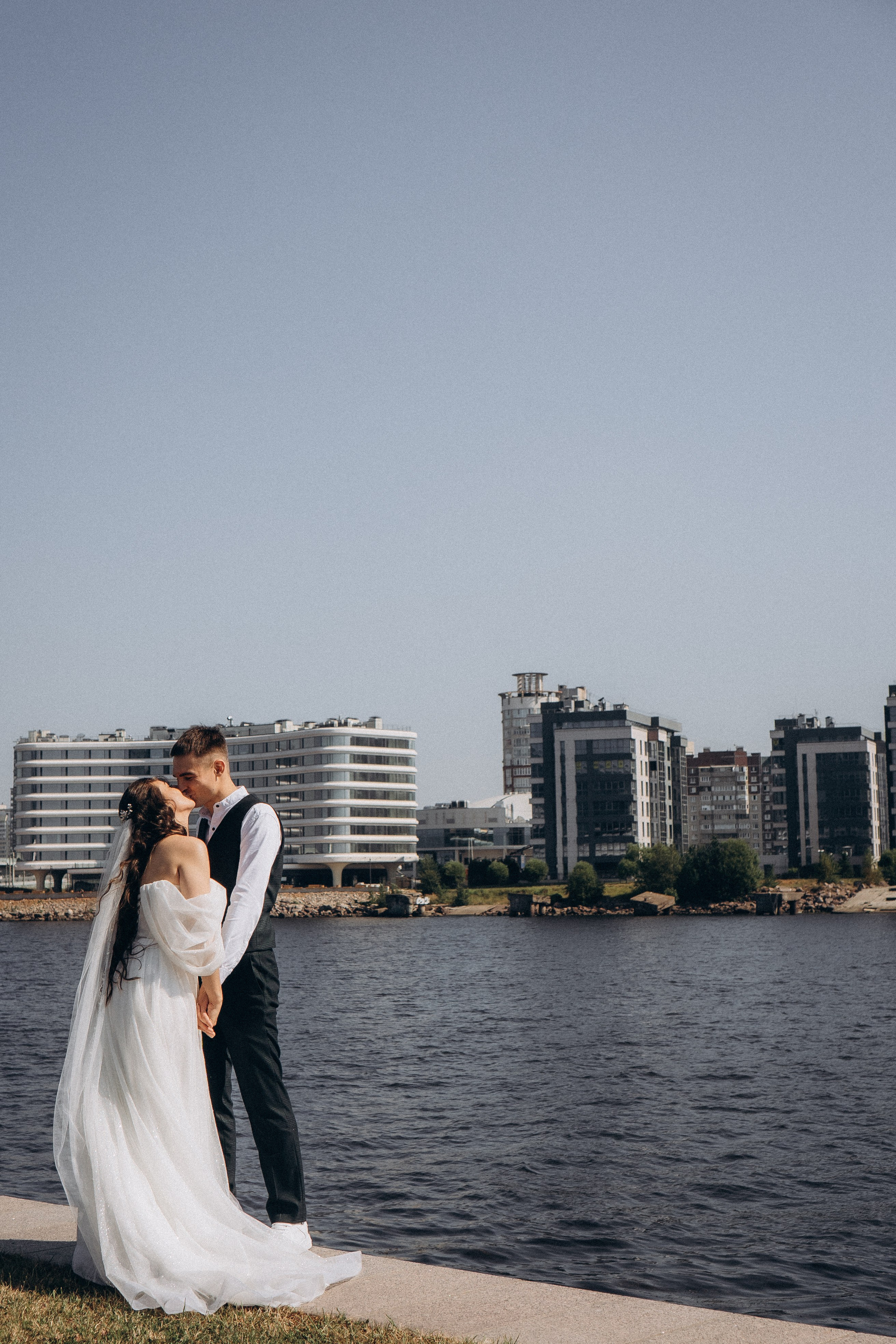 СВАДЕБНАЯ СЬЕМК В ПАРКЕ 300-ЛЕТИЯ. Профессиональный фотограф, Санкт-Петербург — Виктория Богомолова