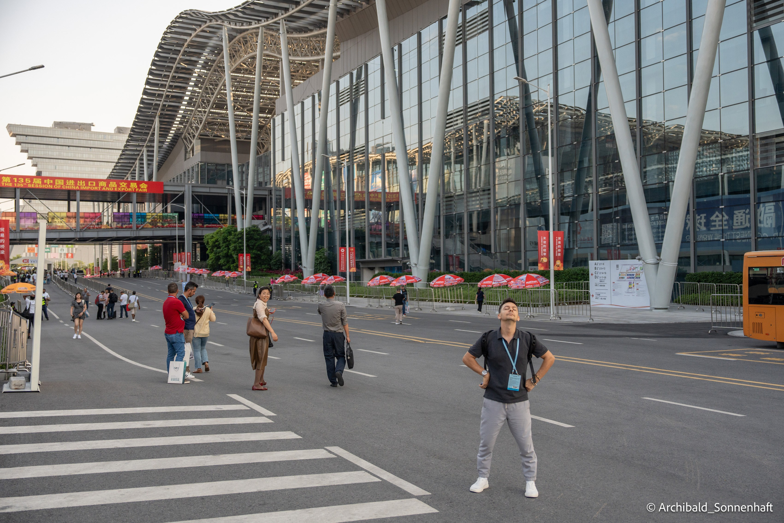 Short trip to Canton fair. Photographer in Guangzhou, China. Archibald Sonnenhaft