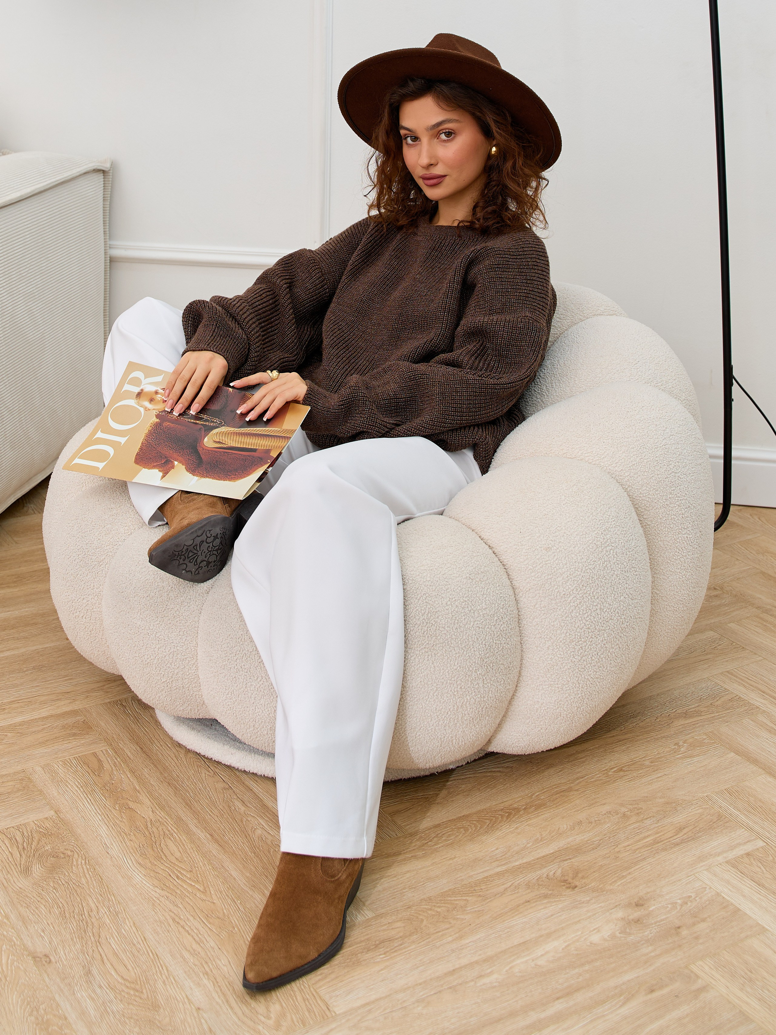 Свитер. Фотограф для маркетплейсов в Москве