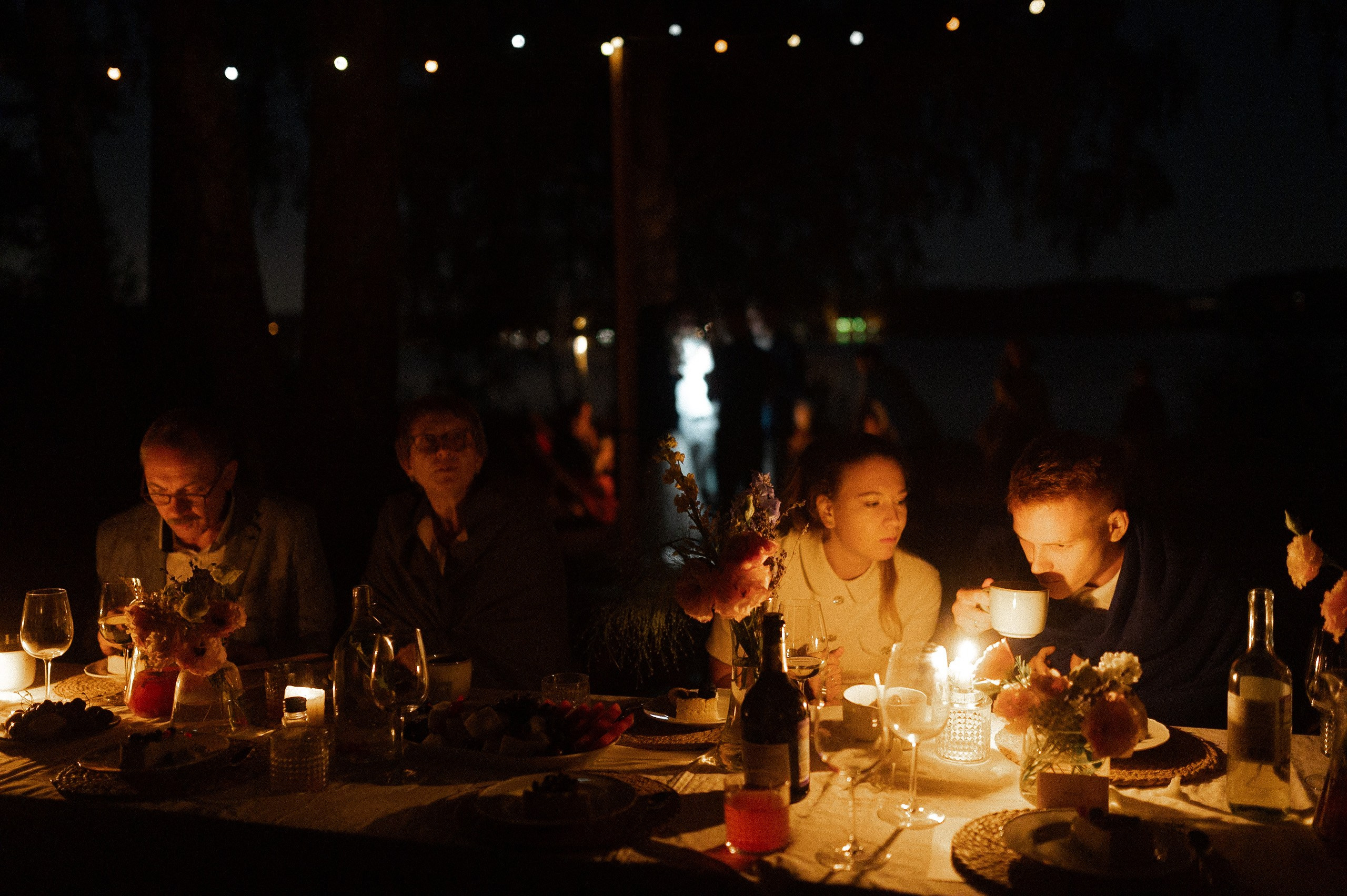Камерный свадебный ужин в березовой роще. Афина Ефимова. Свадебный фотограф Москва