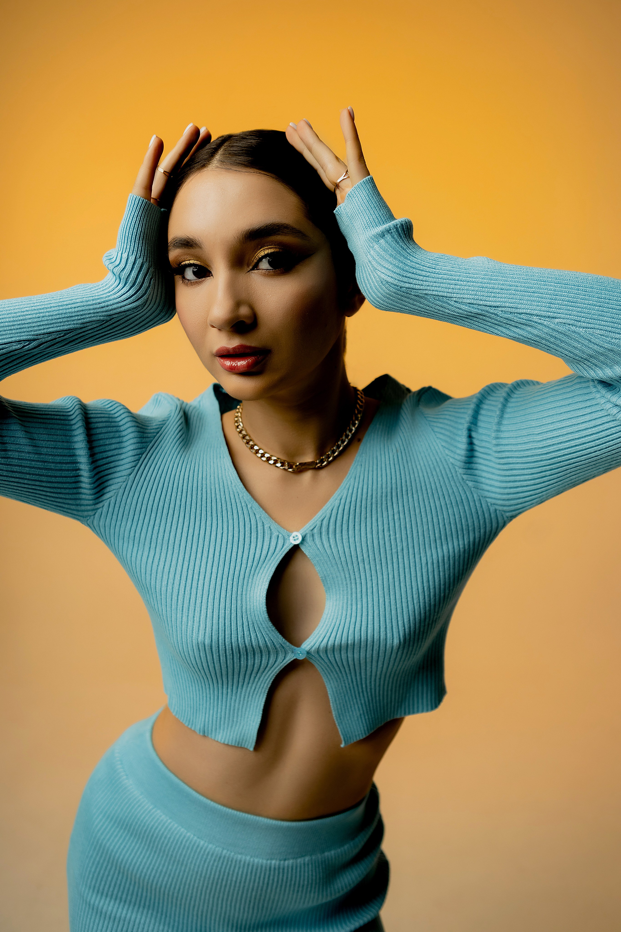 Муниса. Фотограф Челябинск Эвелина Ганага, съемка для бизнеса и маркетплейсов